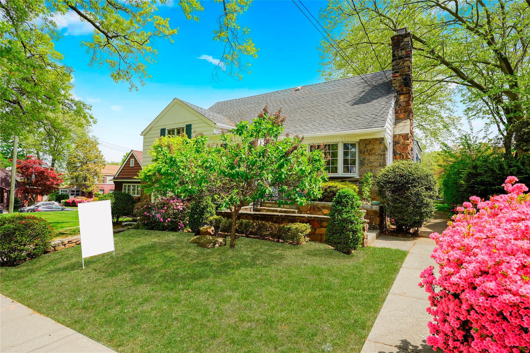 Single Family Ave  Staten Island, NY 10314, MLS-854318-2