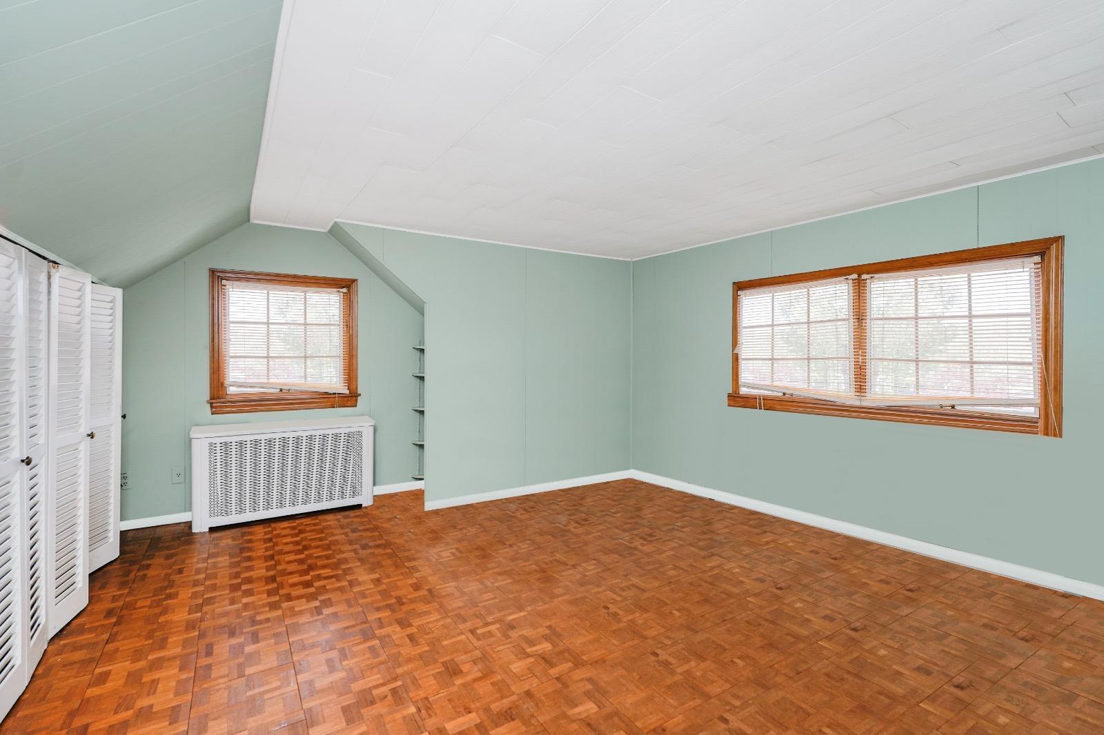 Single Family Ave  Staten Island, NY 10314, MLS-854318-27