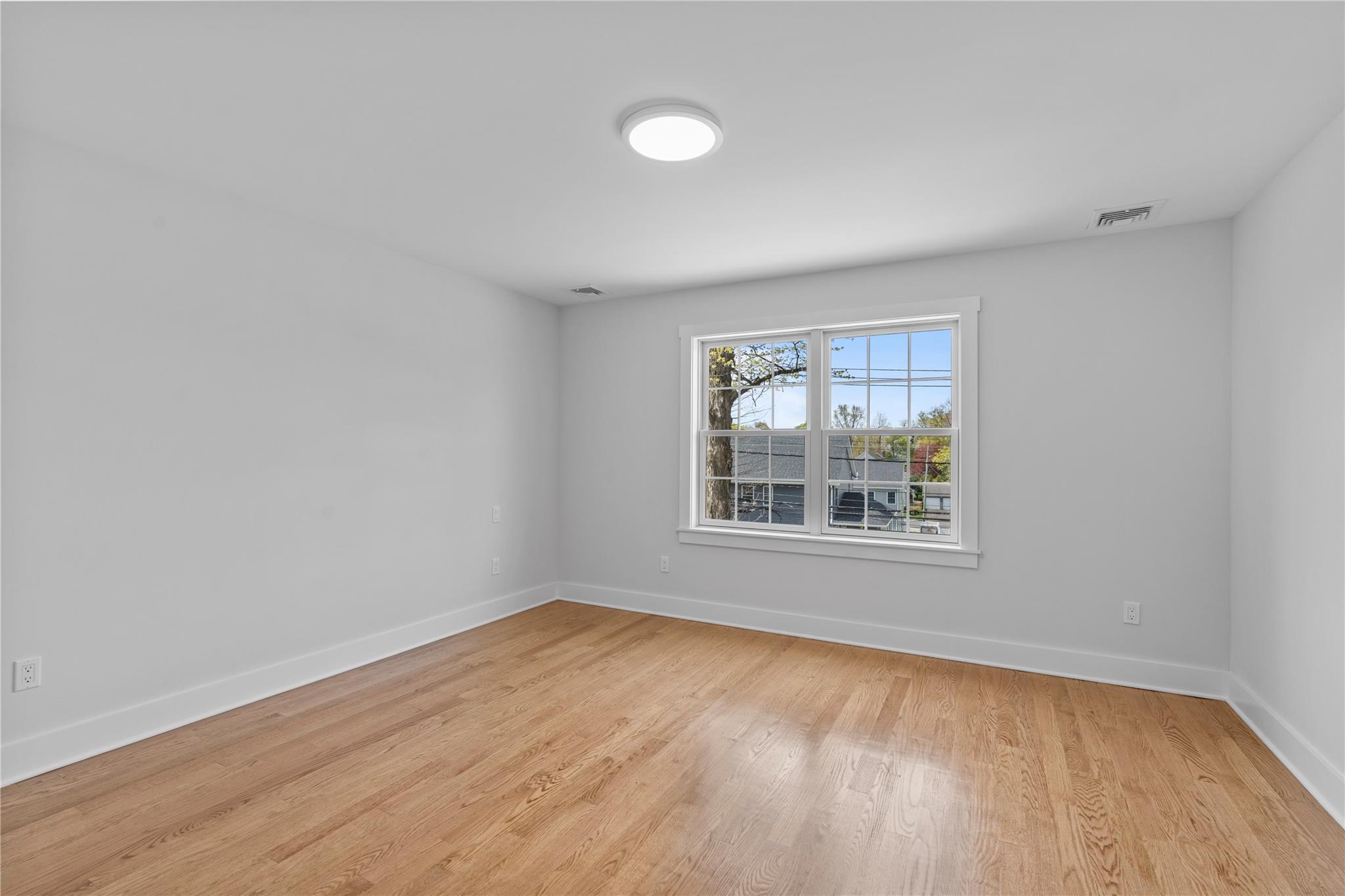 Single Family King  Westchester County, NY 10573, MLS-854327-18