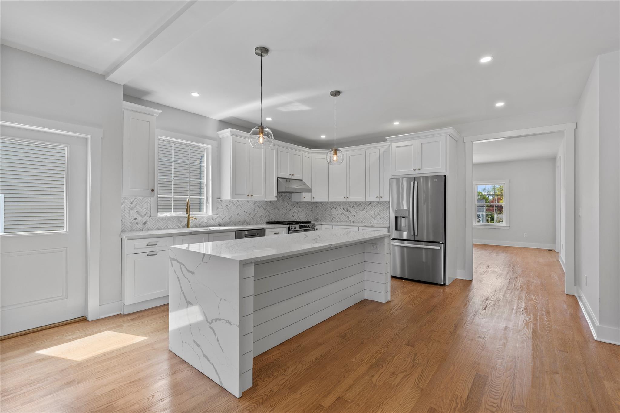 Single Family King  Westchester County, NY 10573, MLS-854327-2