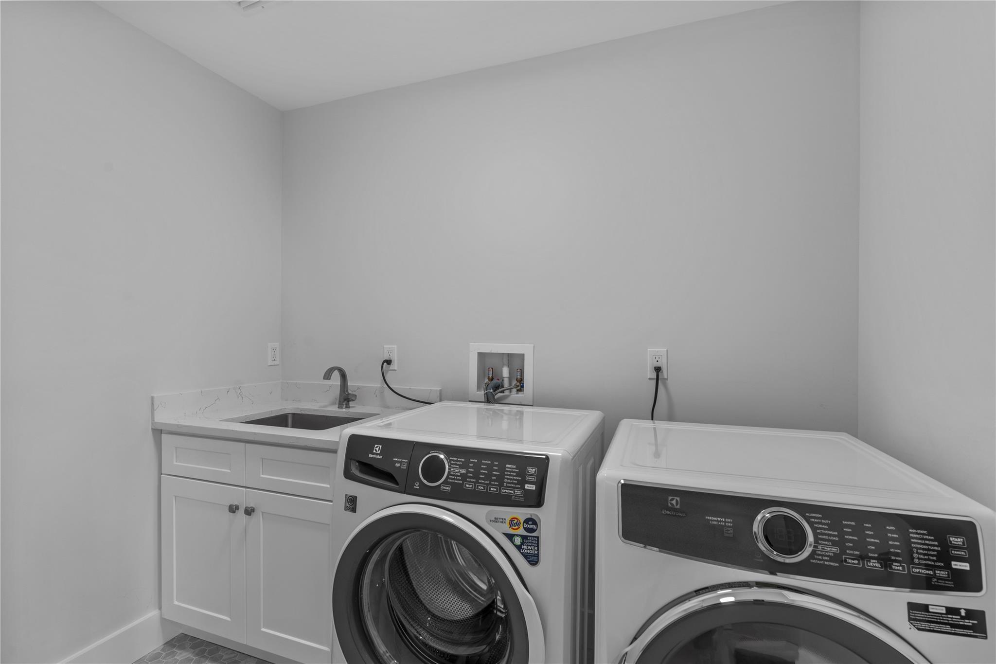 Single Family King  Westchester County, NY 10573, MLS-854327-23