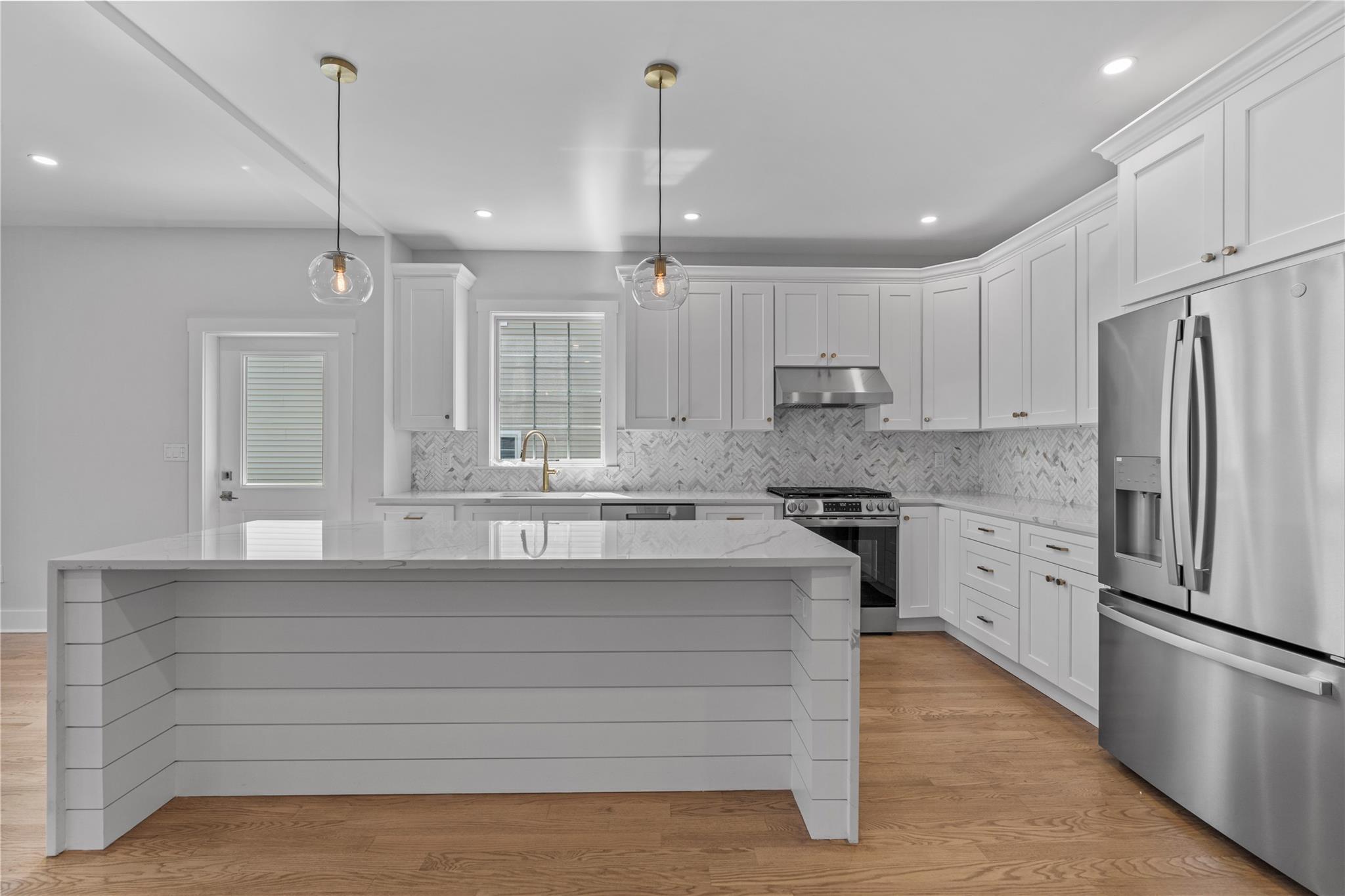 Single Family King  Westchester County, NY 10573, MLS-854327-4