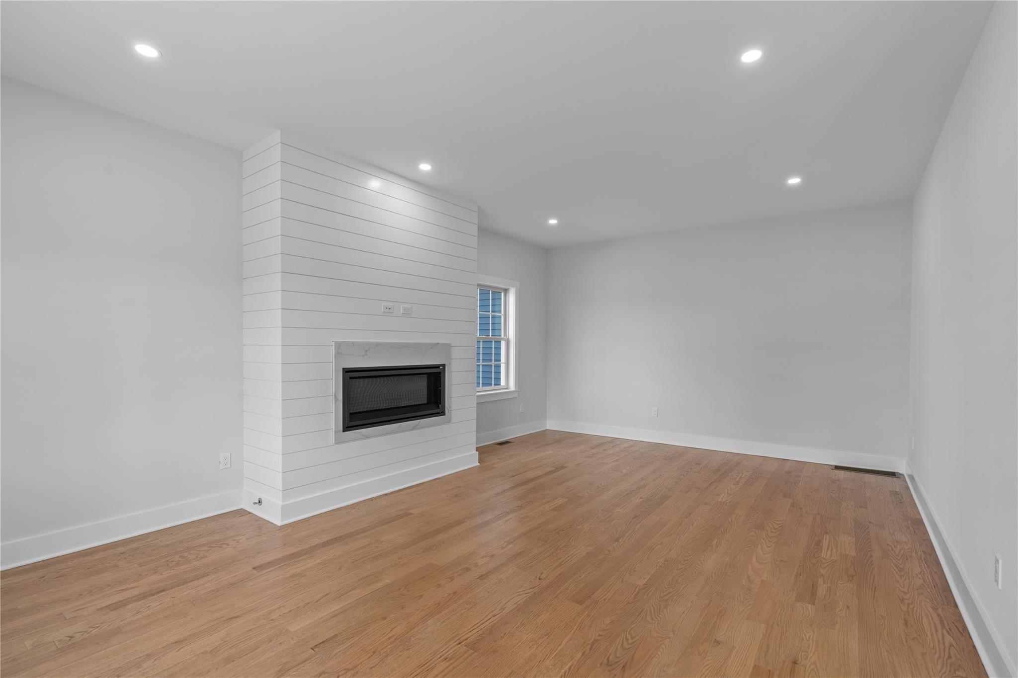 Single Family King  Westchester County, NY 10573, MLS-854327-8