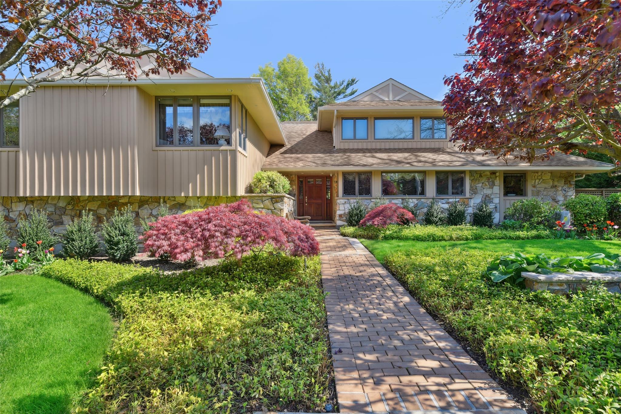 Single Family Huckleberry  Nassau County, NY 11557, MLS-854329-2