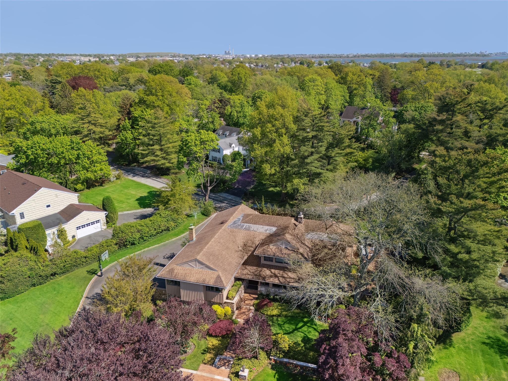 Single Family Huckleberry  Nassau County, NY 11557, MLS-854329-42