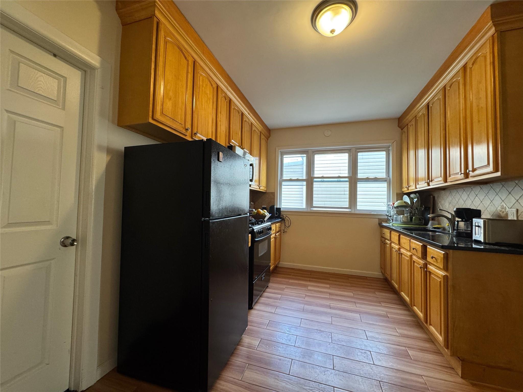 Single Family 31st Avenue  Queens, NY 11106, MLS-854340-12