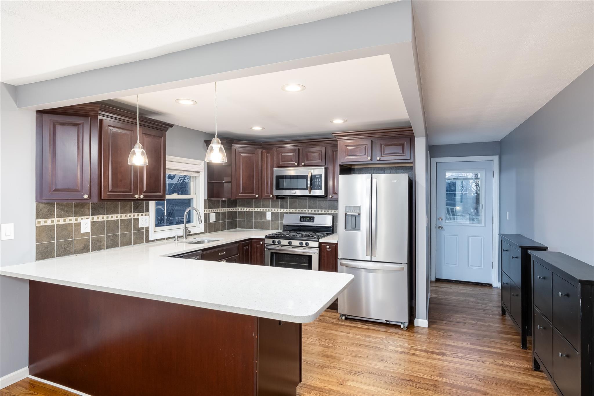 Single Family Lincoln  Nassau County, NY 11510, MLS-854341-7