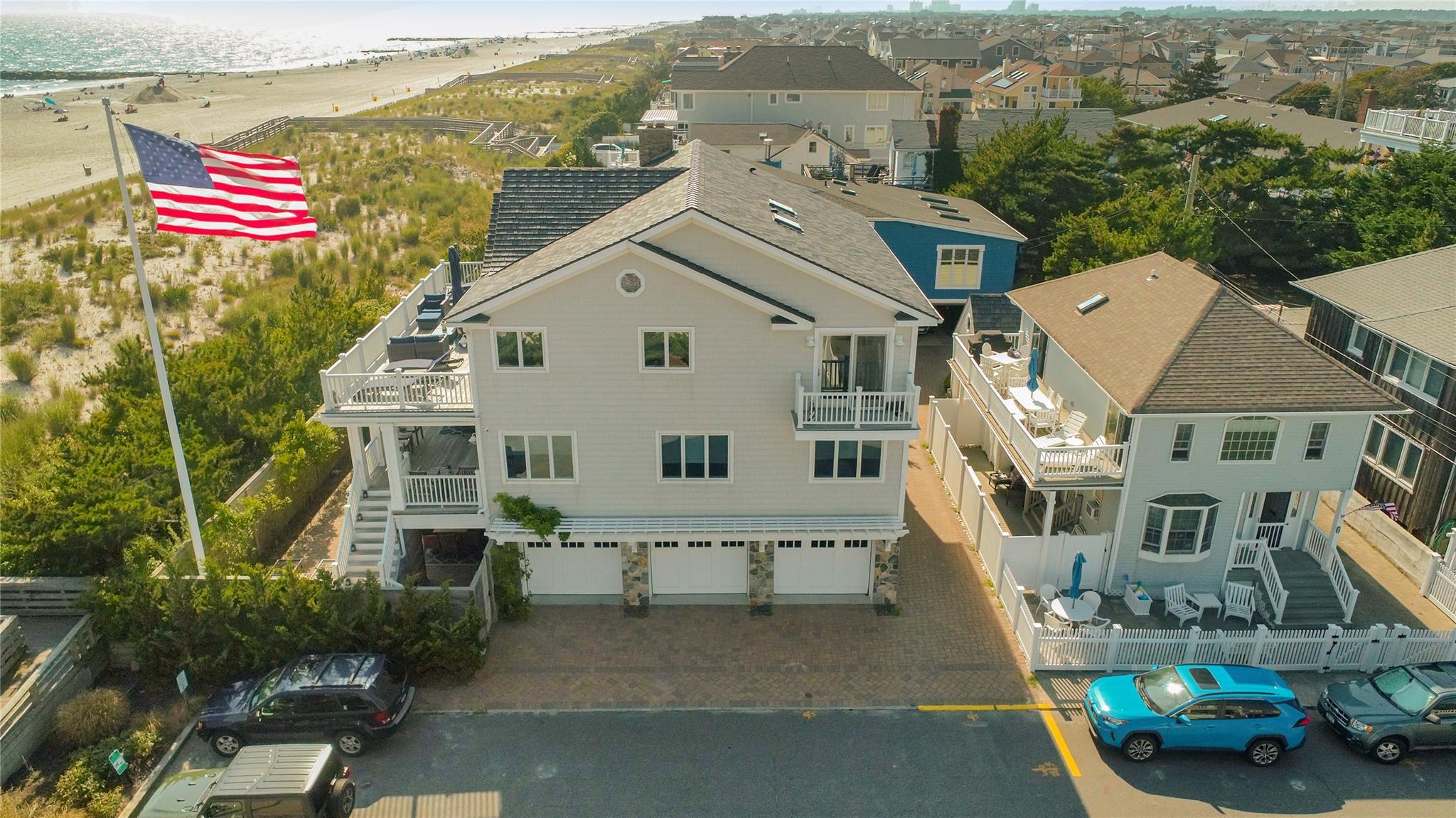 Single Family Oceanfront  Nassau County, NY 11561, MLS-854348-2