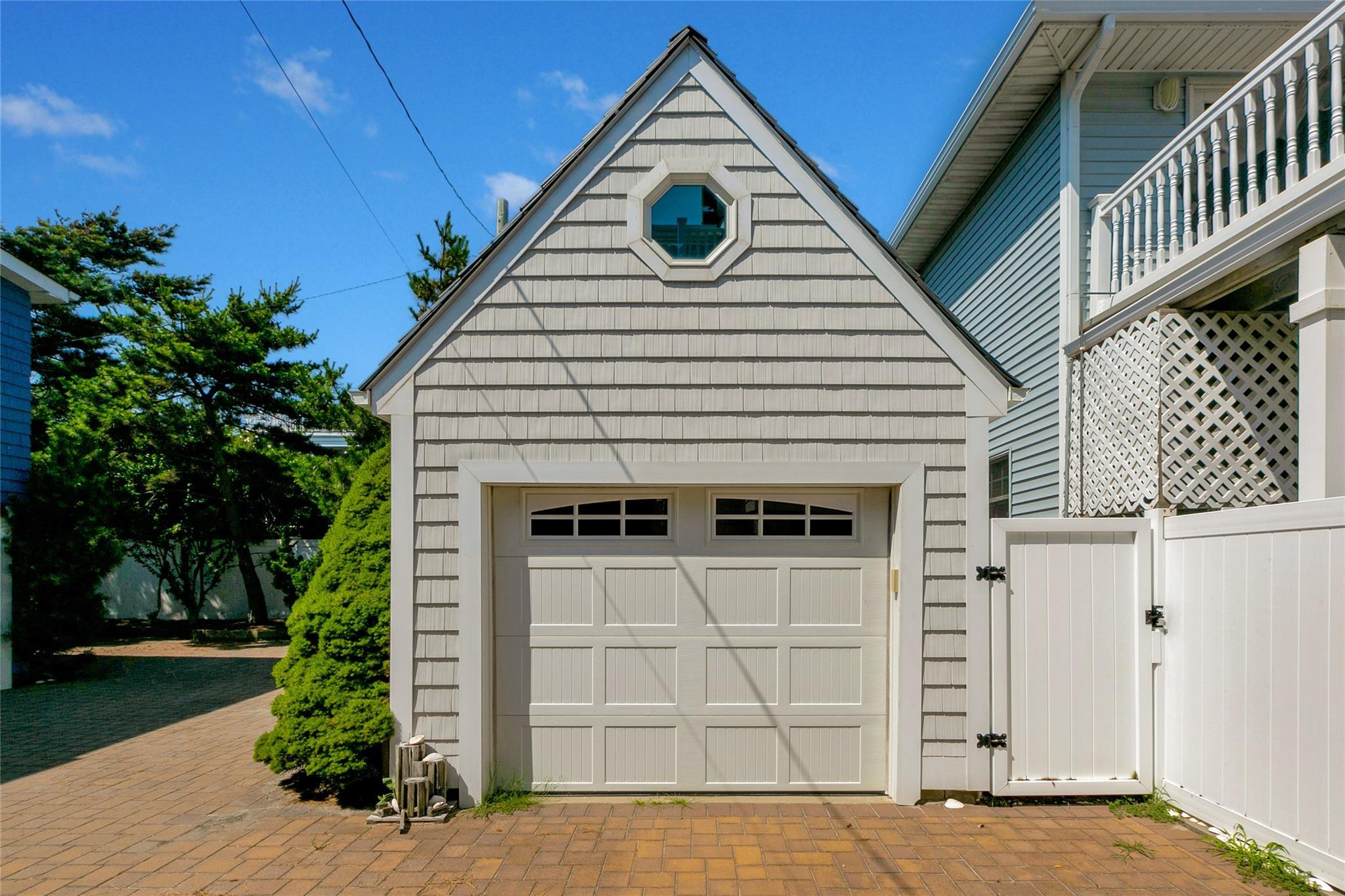 Single Family Oceanfront  Nassau County, NY 11561, MLS-854348-49
