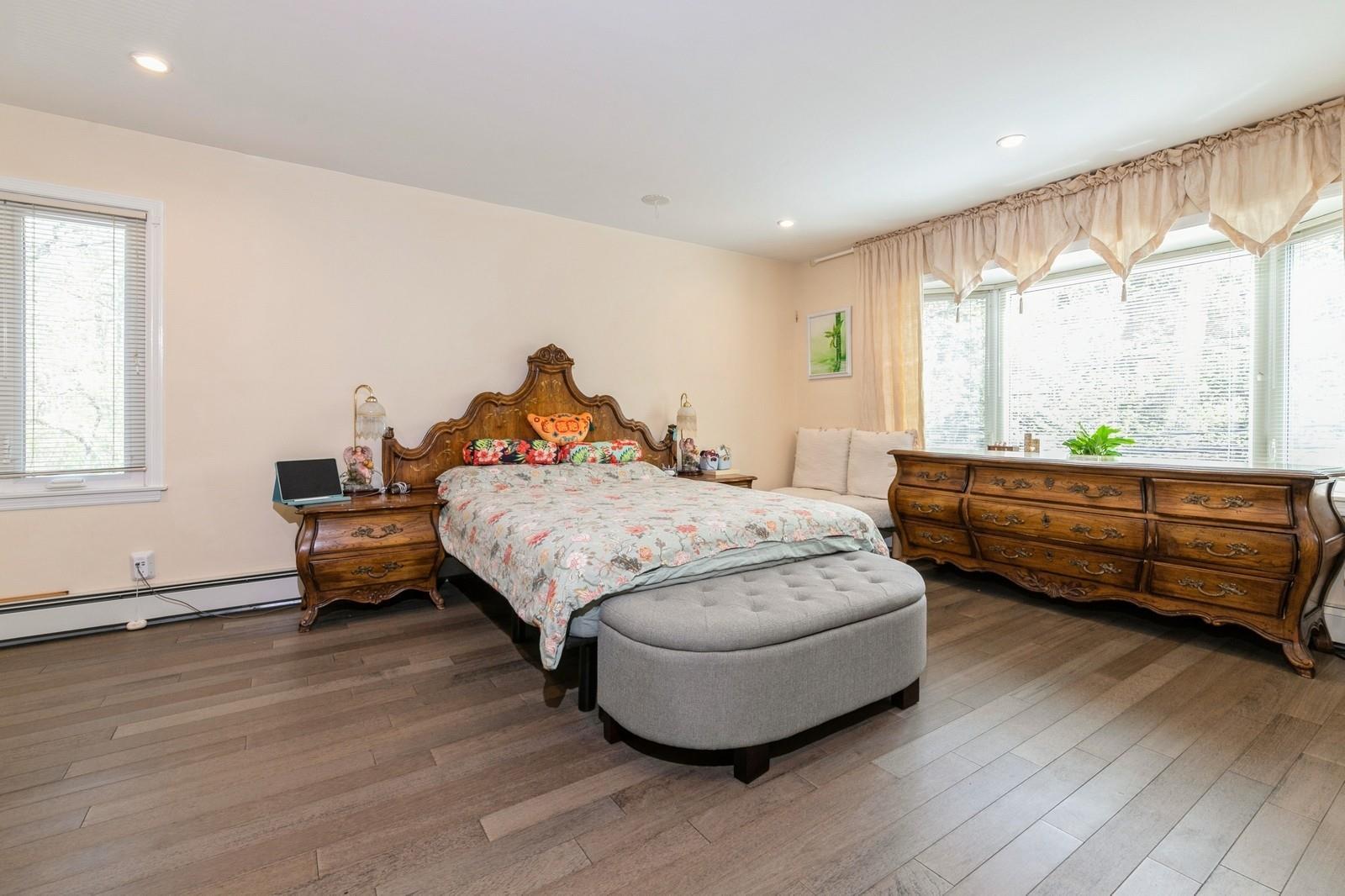 Single Family Tara  Nassau County, NY 11576, MLS-854353-15