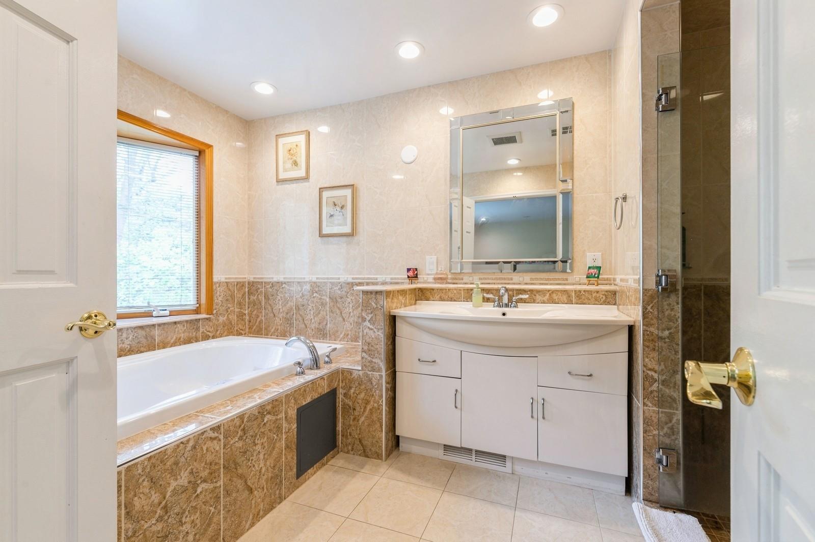 Single Family Tara  Nassau County, NY 11576, MLS-854353-17