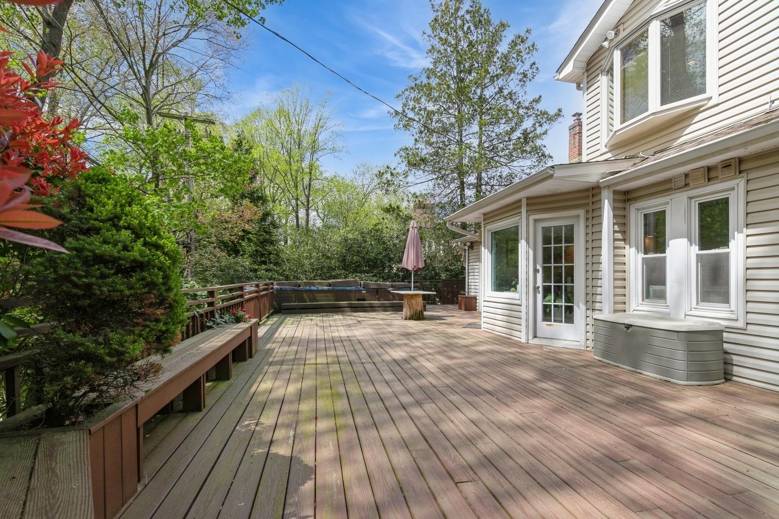 Single Family Tara  Nassau County, NY 11576, MLS-854353-25