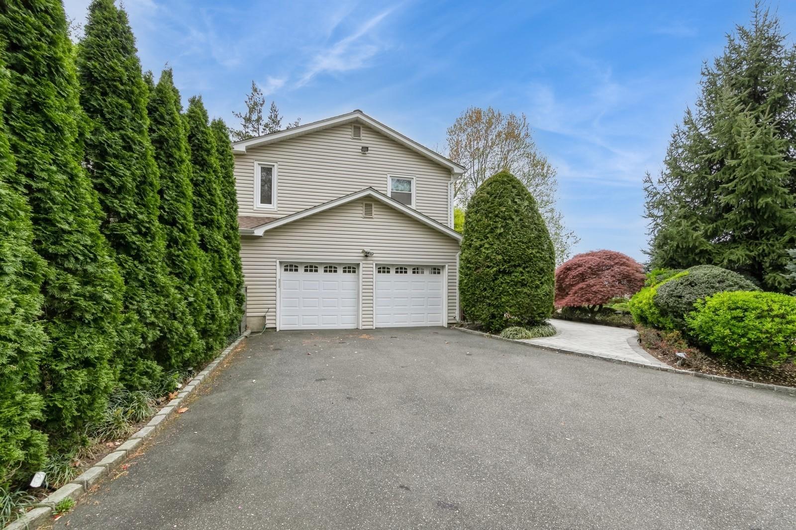 Single Family Tara  Nassau County, NY 11576, MLS-854353-28