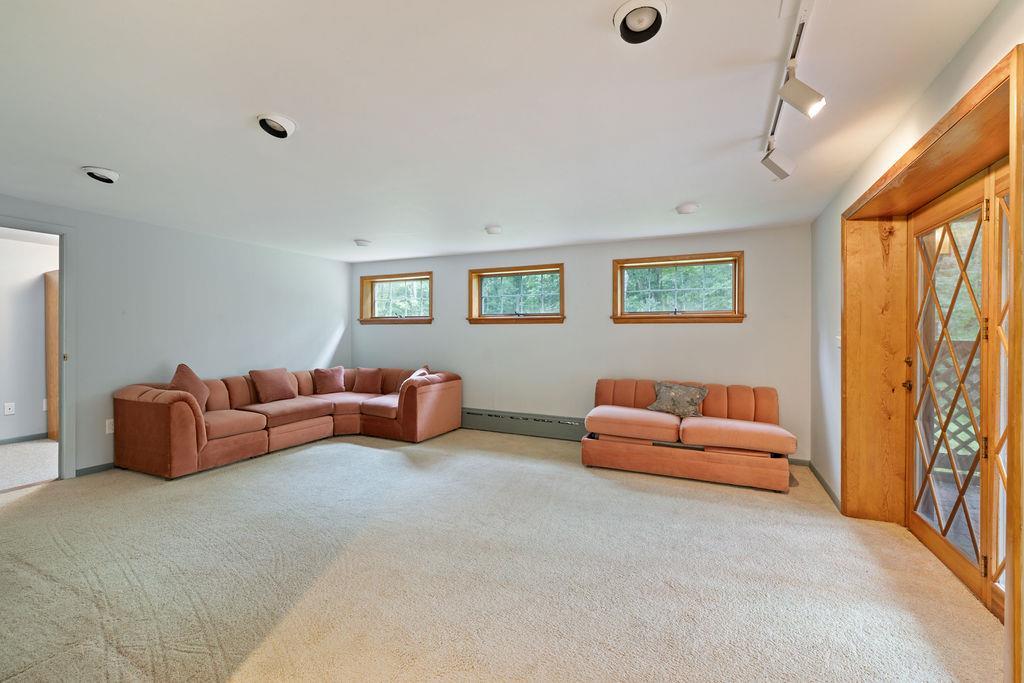 Single Family Strong  Sullivan County, NY 12734, MLS-854354-12