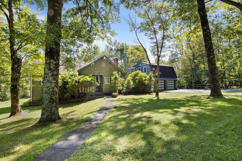 Single Family Strong  Sullivan County, NY 12734, MLS-854354-35