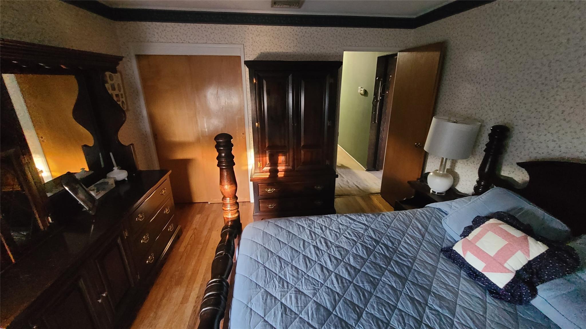 Single Family Hale  Suffolk County, NY 11717, MLS-854368-6