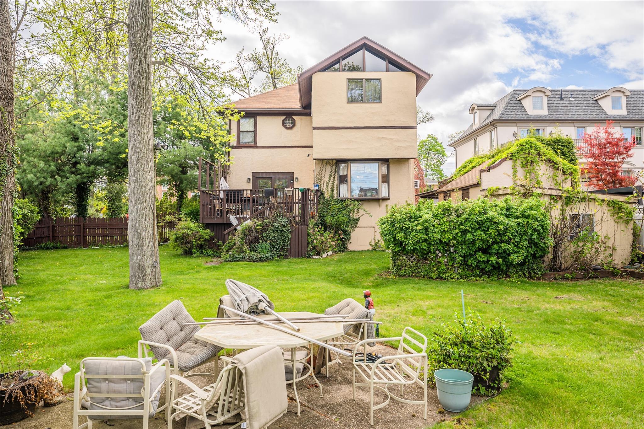 Single Family 161  Queens, NY 11357, MLS-854369-13