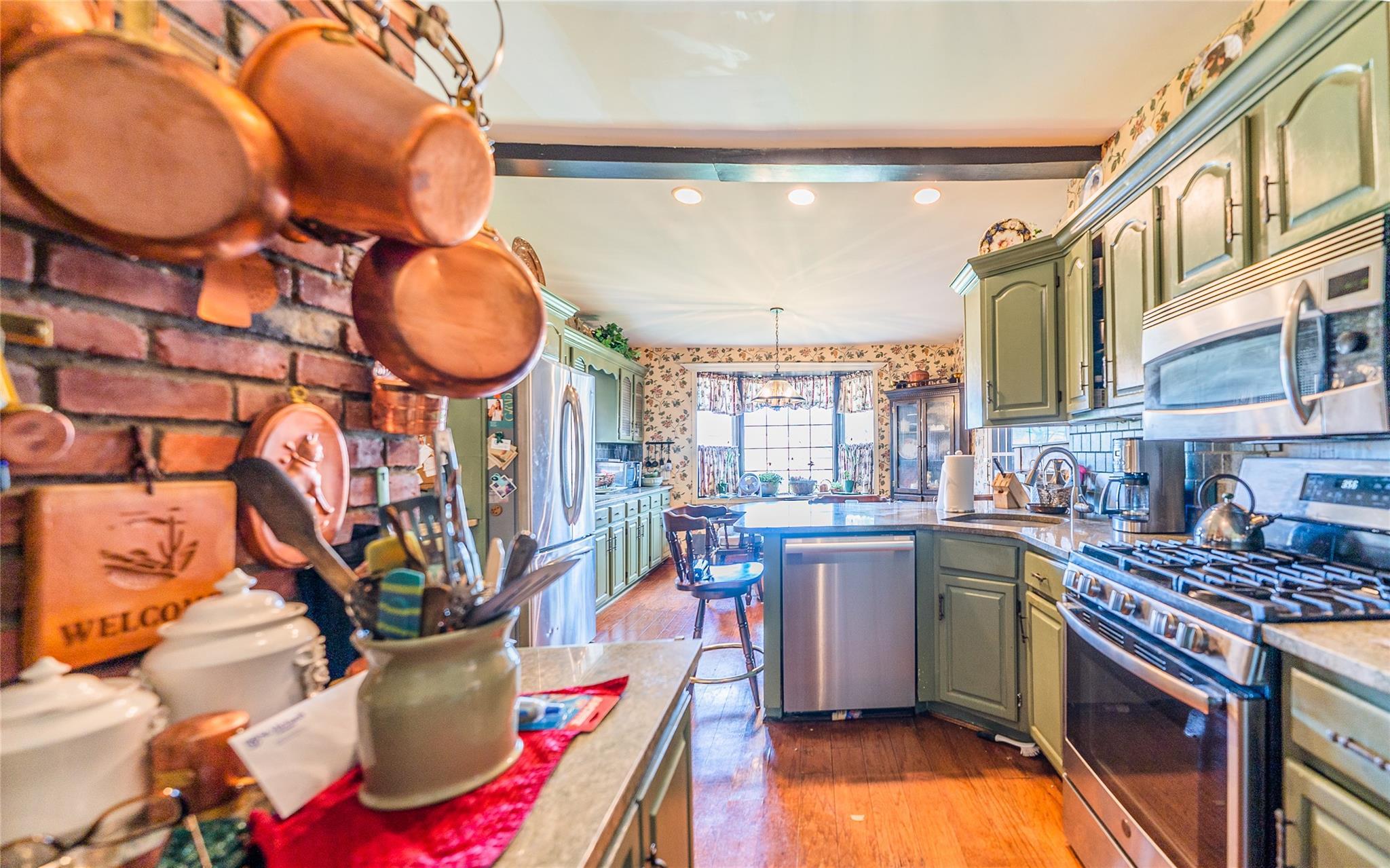 Single Family 161  Queens, NY 11357, MLS-854369-22