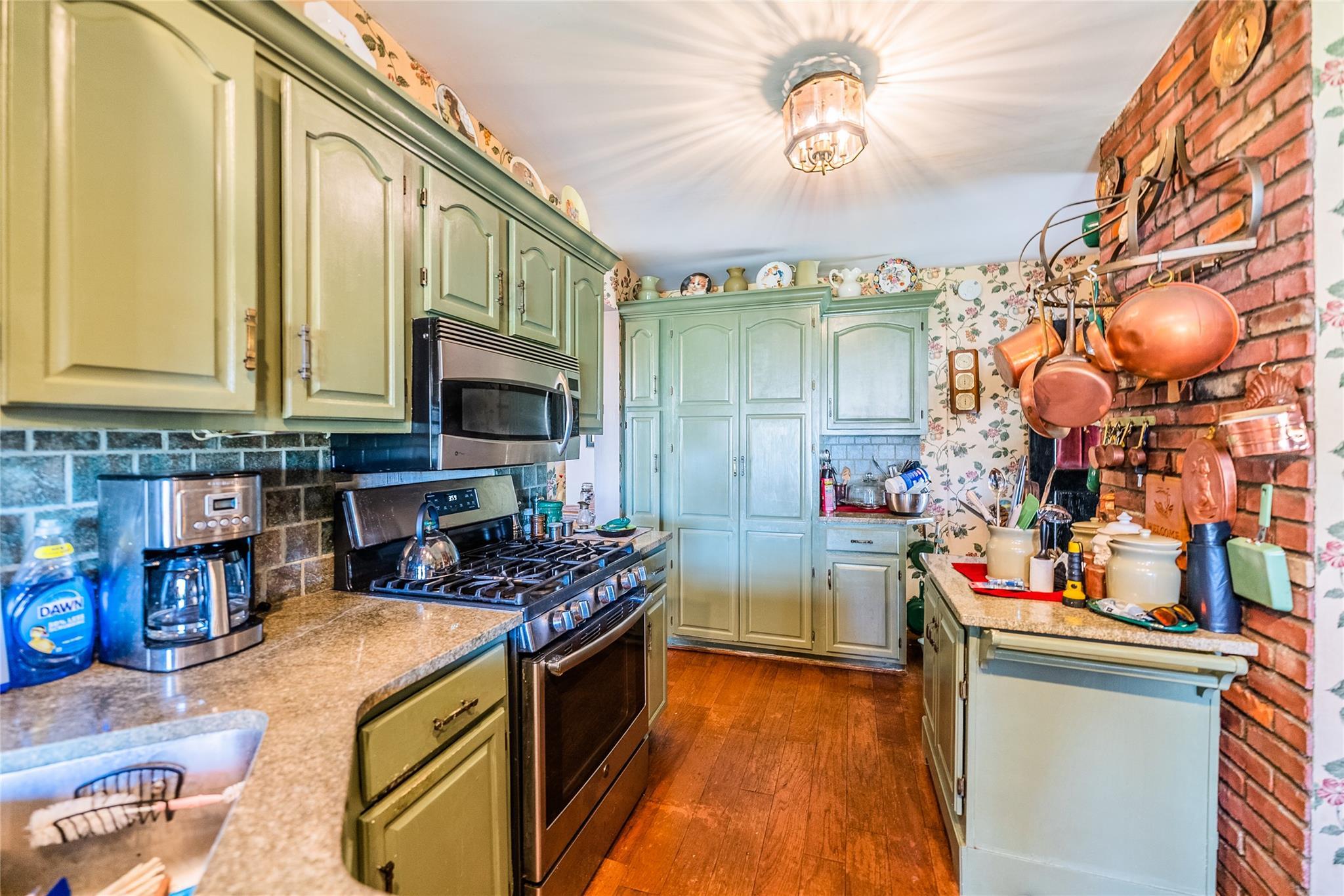 Single Family 161  Queens, NY 11357, MLS-854369-30