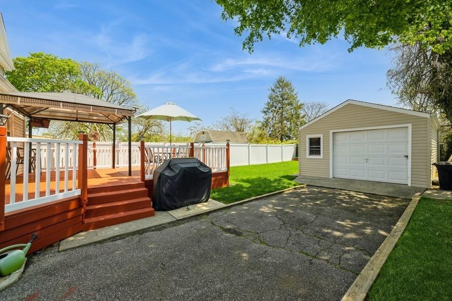 Single Family Lakeside  Nassau County, NY 11510, MLS-854374-21