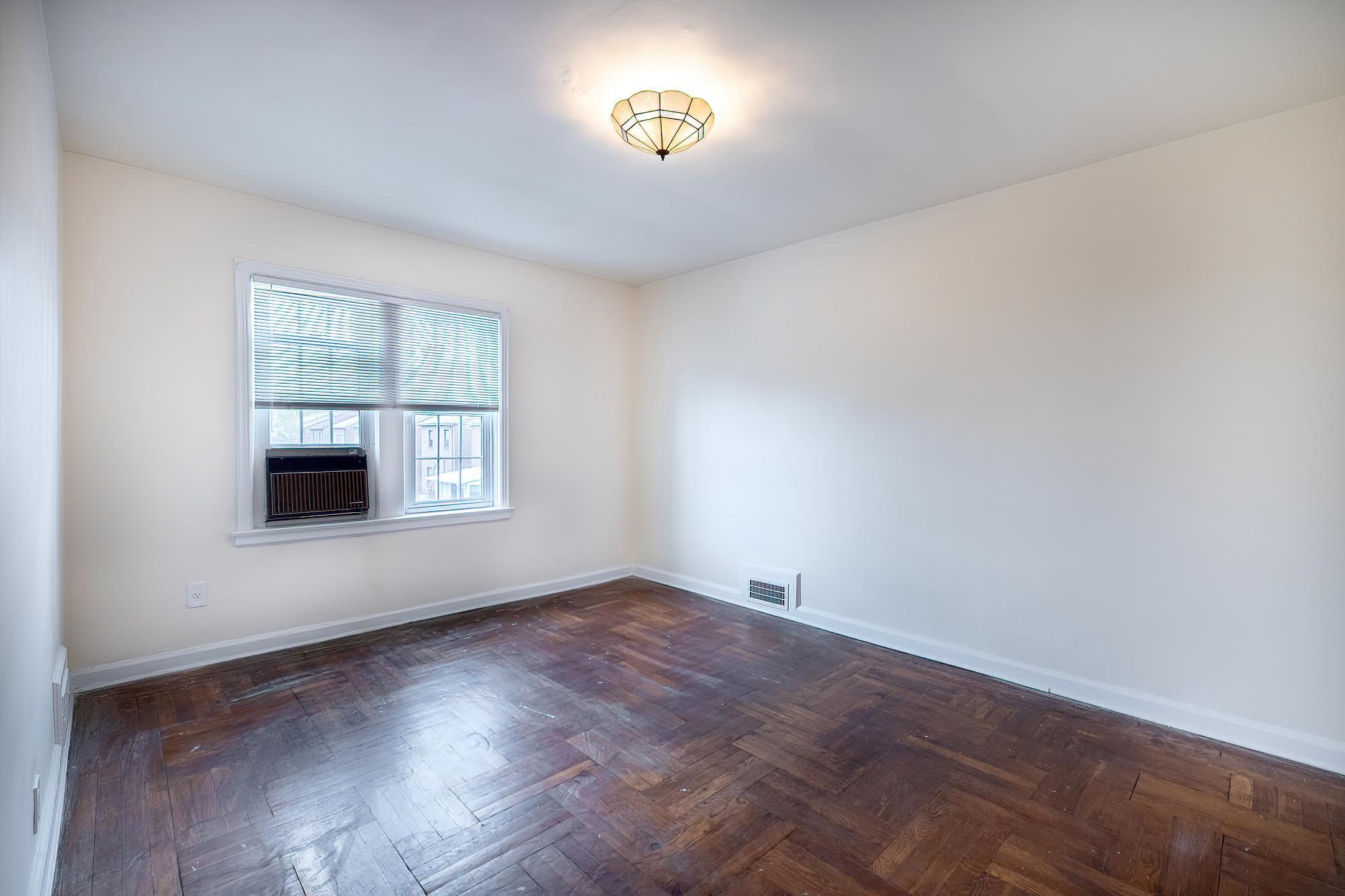 Single Family 234th  Bronx, NY 10463, MLS-854405-12
