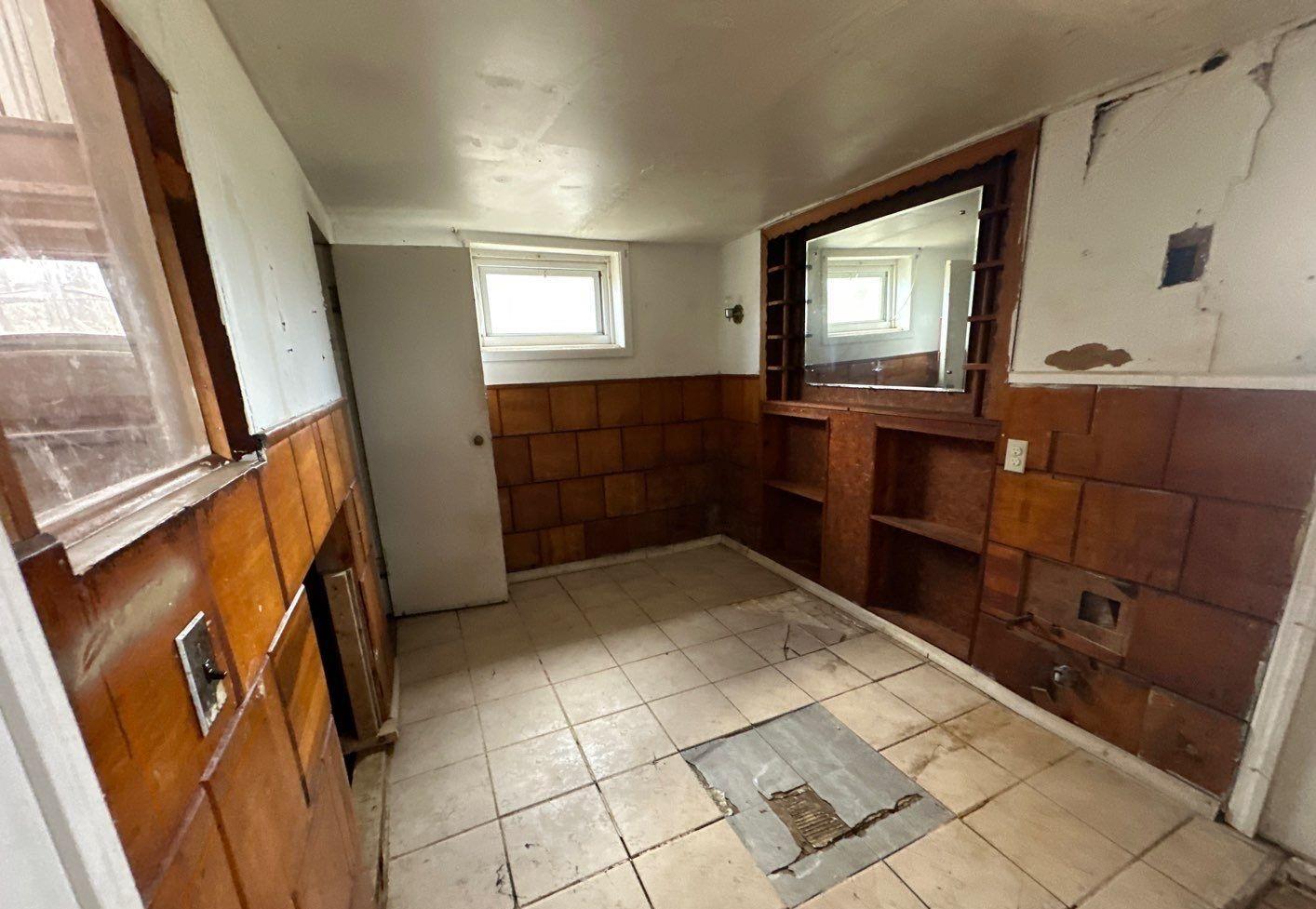 Single Family 4th  Suffolk County, NY 11717, MLS-854409-13