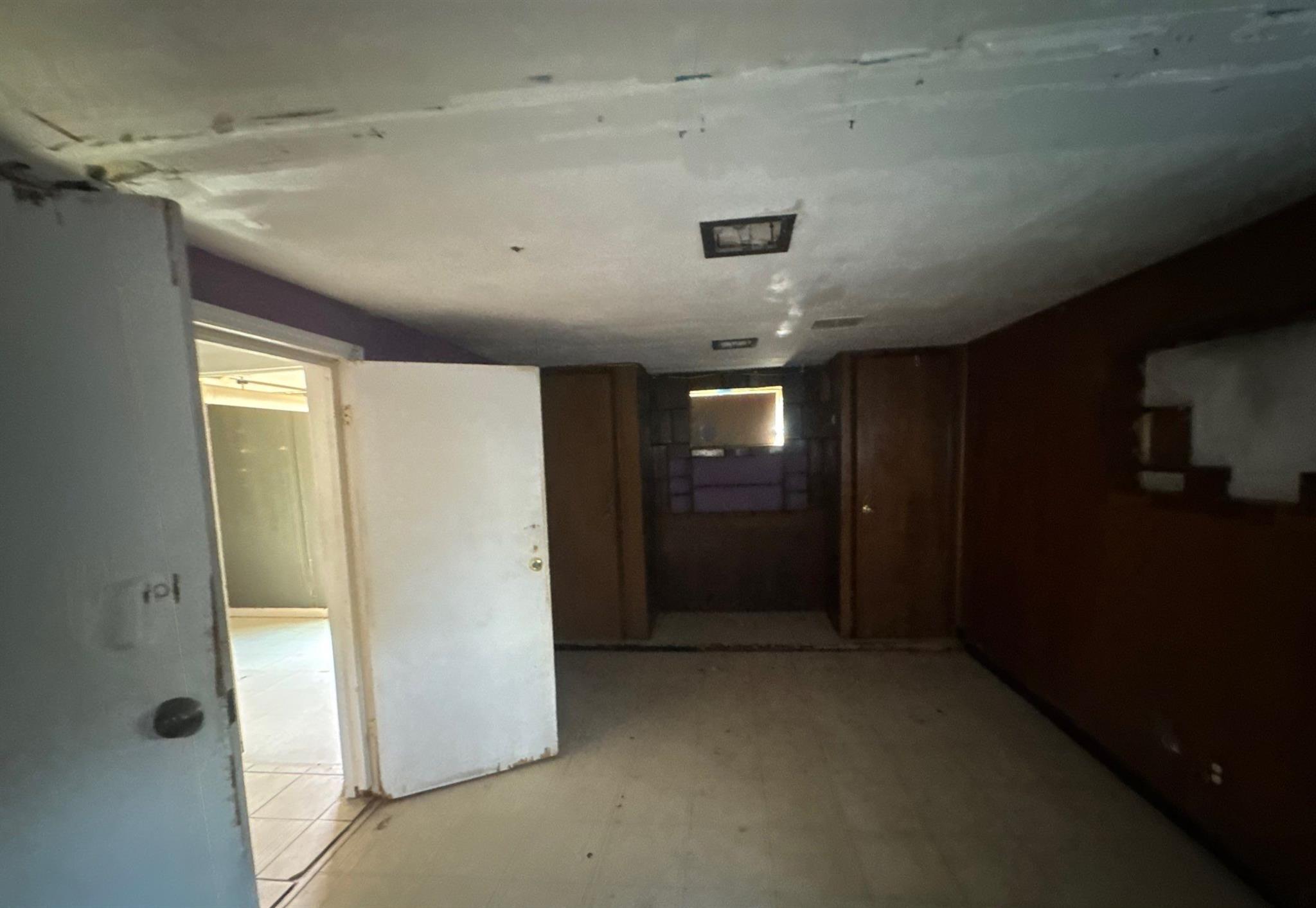 Single Family 4th  Suffolk County, NY 11717, MLS-854409-18
