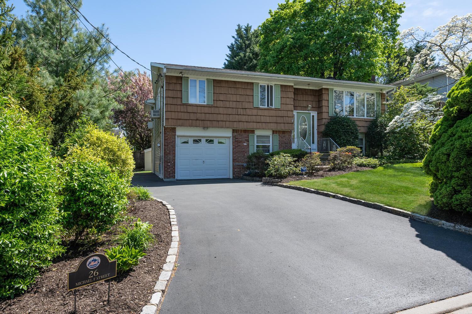 Single Family Michael F  Nassau County, NY 11560, MLS-854411-3