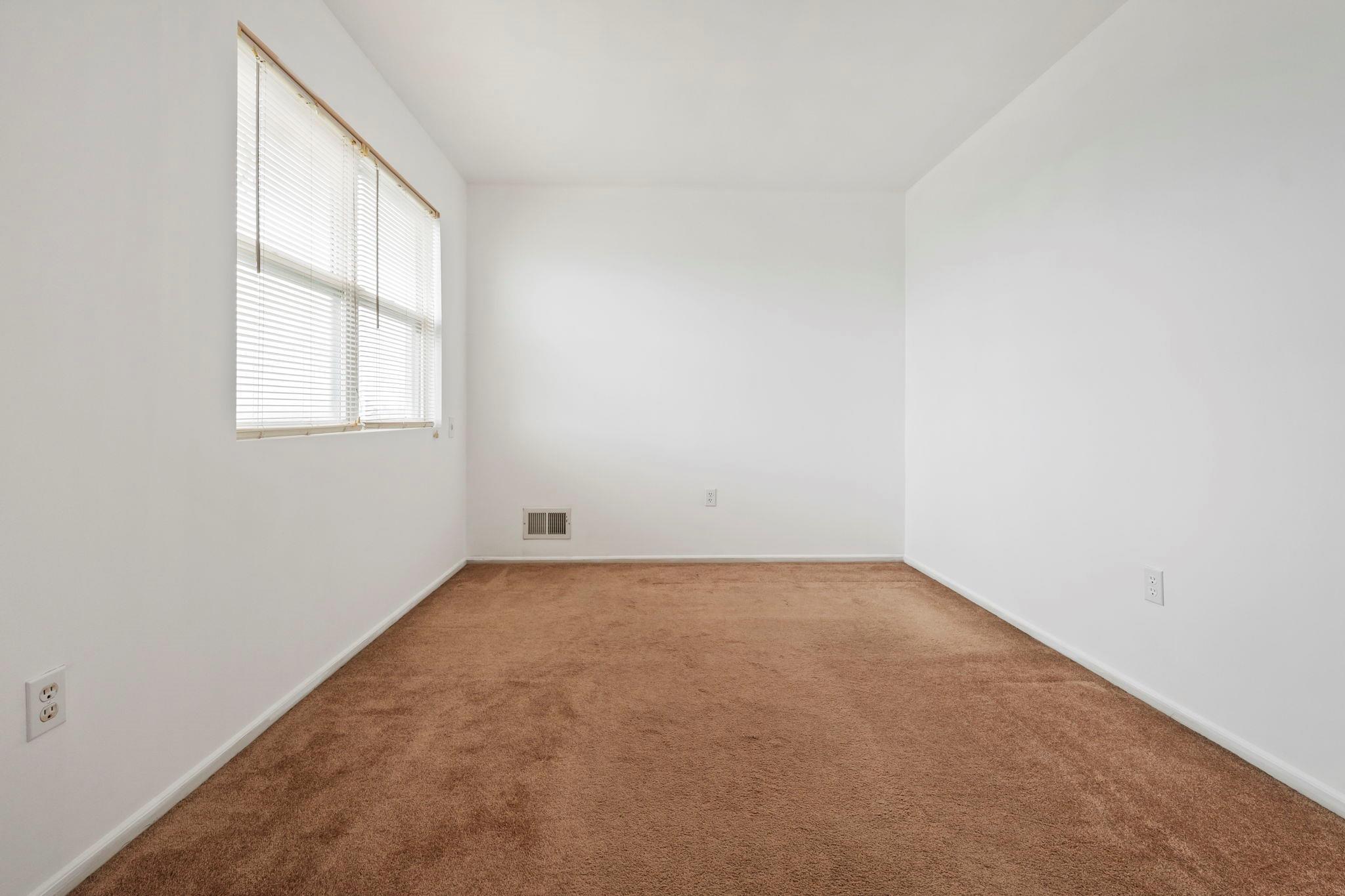 Single Family Northview  Staten Island, NY 10301, MLS-854429-17