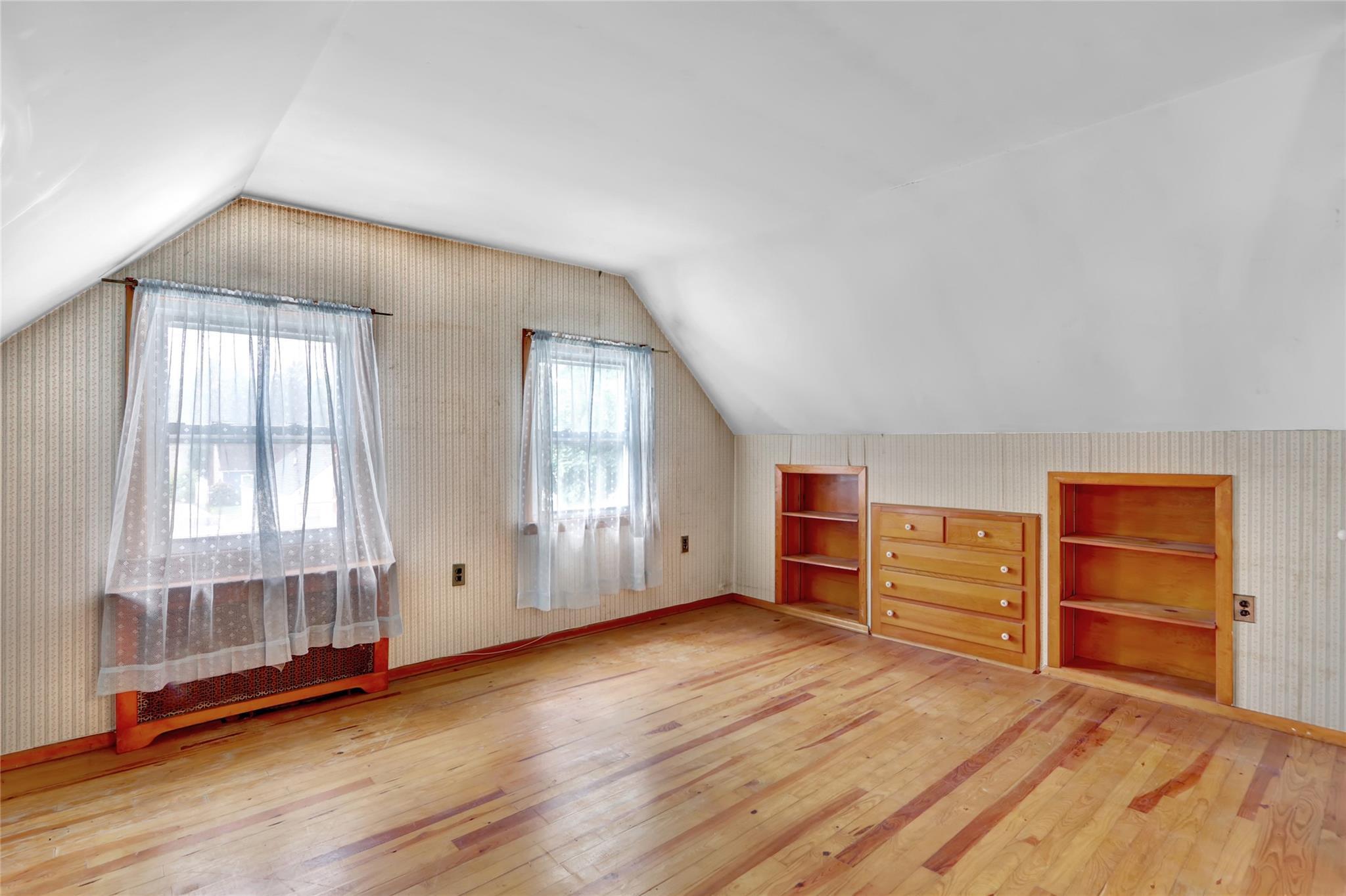 Single Family Walton  Nassau County, NY 11553, MLS-854447-16