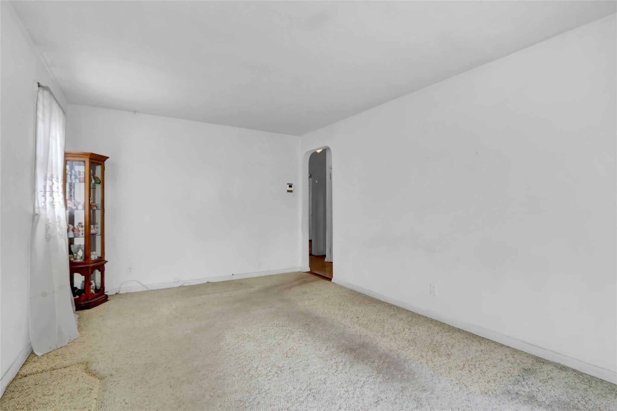 Single Family Walton  Nassau County, NY 11553, MLS-854447-5