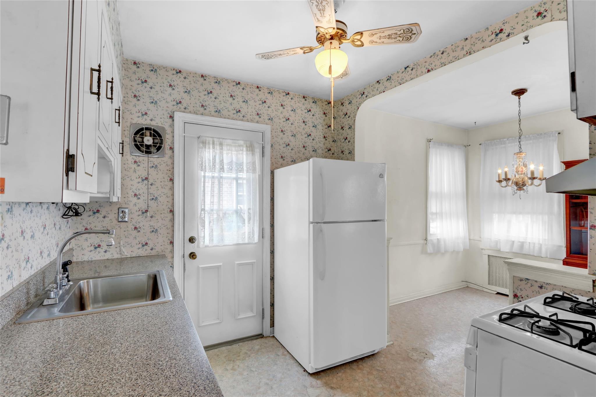 Single Family Walton  Nassau County, NY 11553, MLS-854447-8