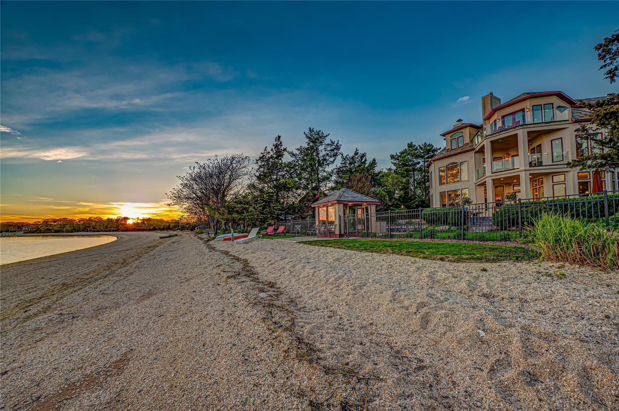 Single Family Asharoken  Suffolk County, NY 11768, MLS-854461-33