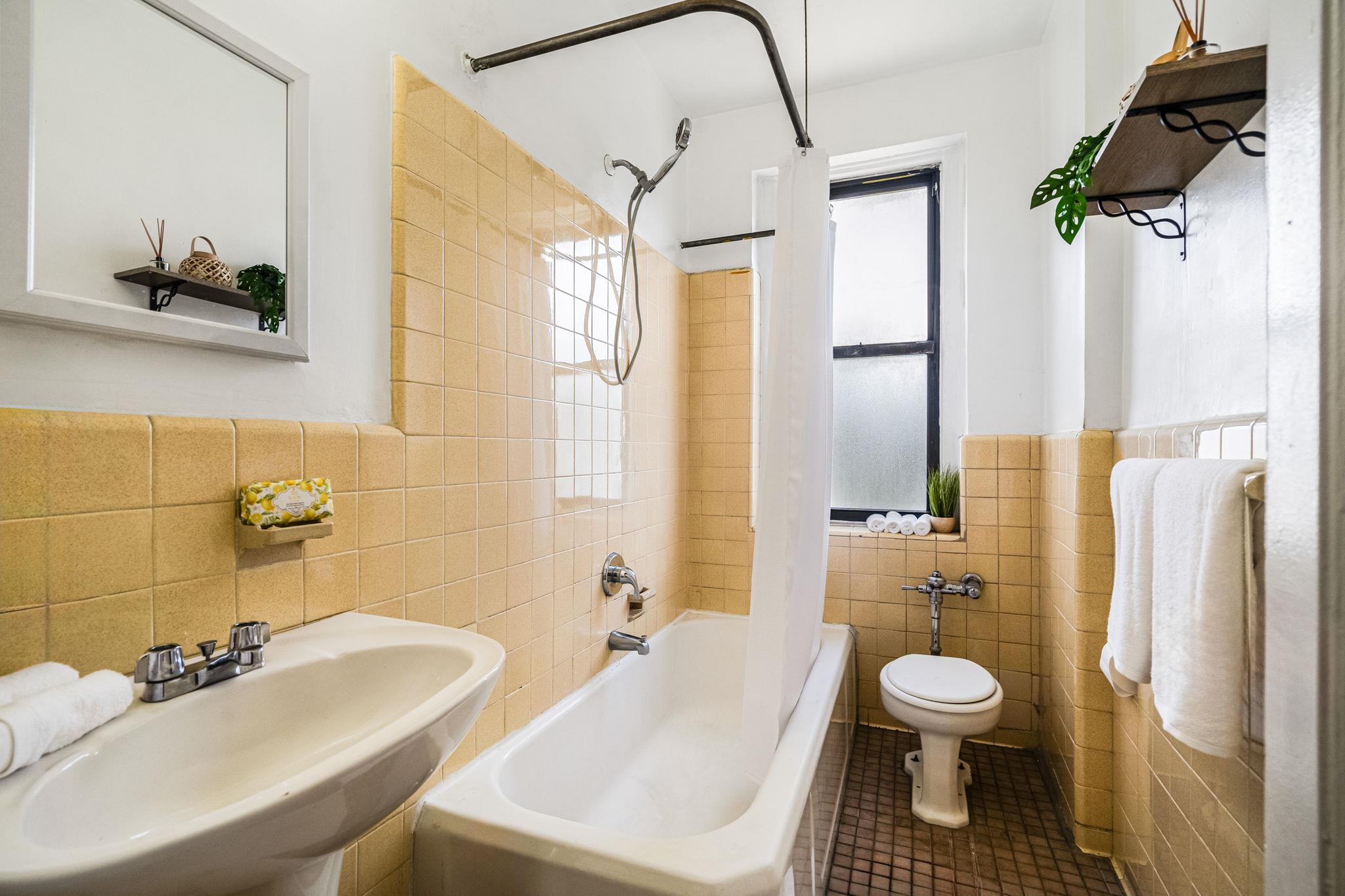 Coop Riverdale  Bronx, NY 10463, MLS-854463-10