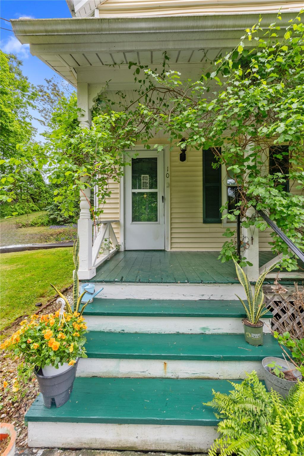 Single Family Juengstville  Westchester County, NY 10519, MLS-854469-15