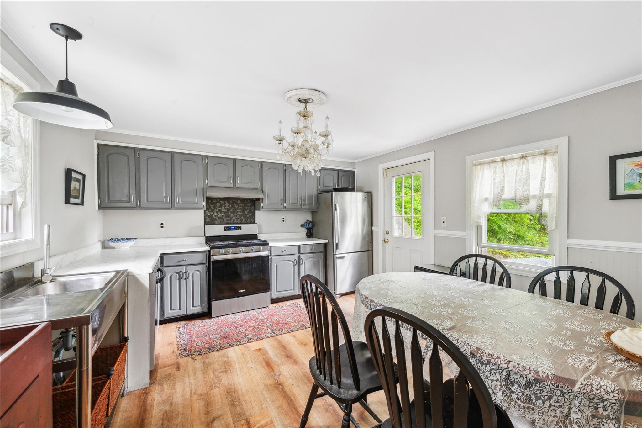 Single Family Juengstville  Westchester County, NY 10519, MLS-854469-4
