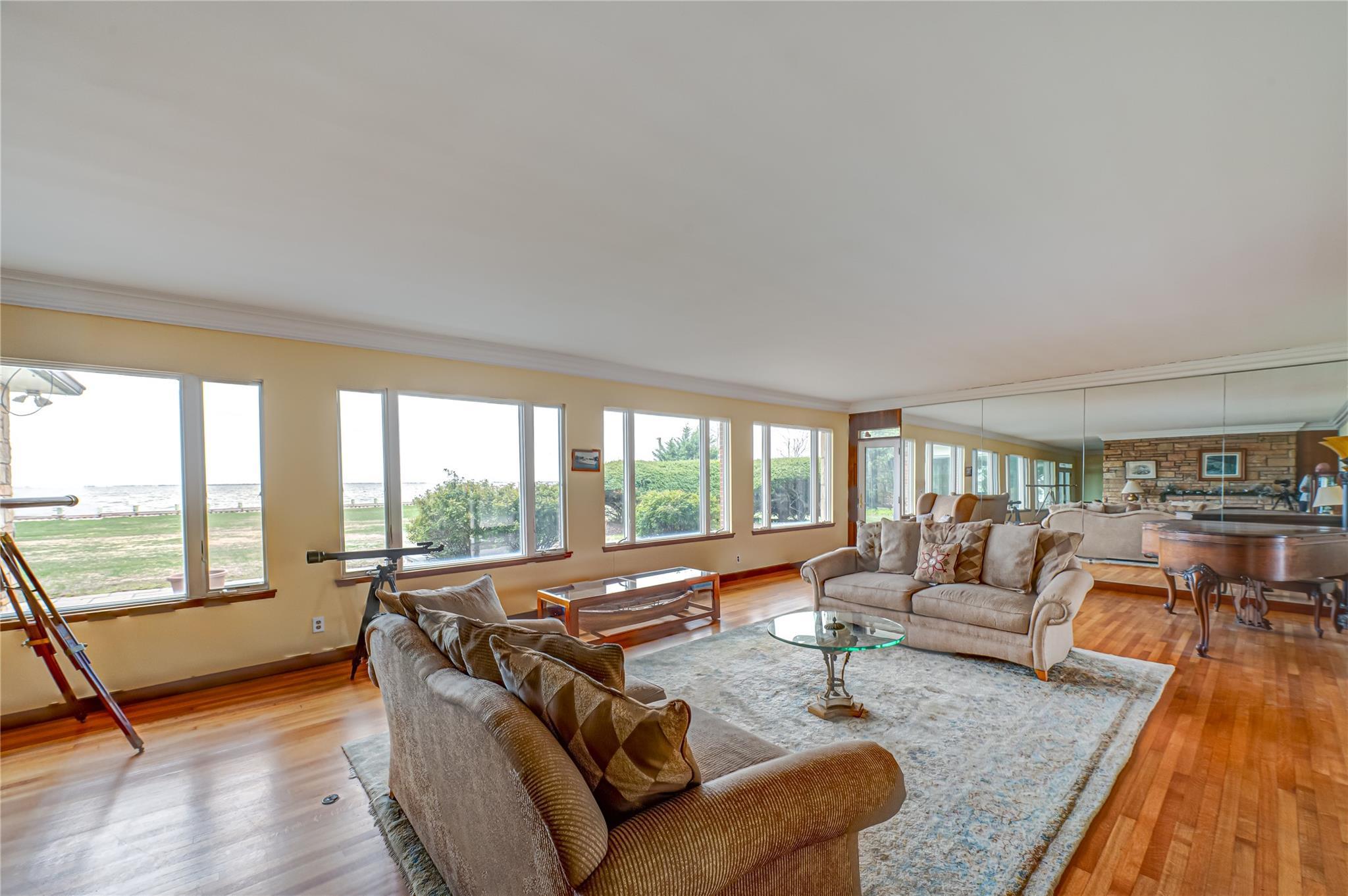 Single Family West  Suffolk County, NY 11706, MLS-854479-7