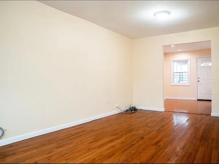 Single Family Colden  Bronx, NY 10469, MLS-854492-13