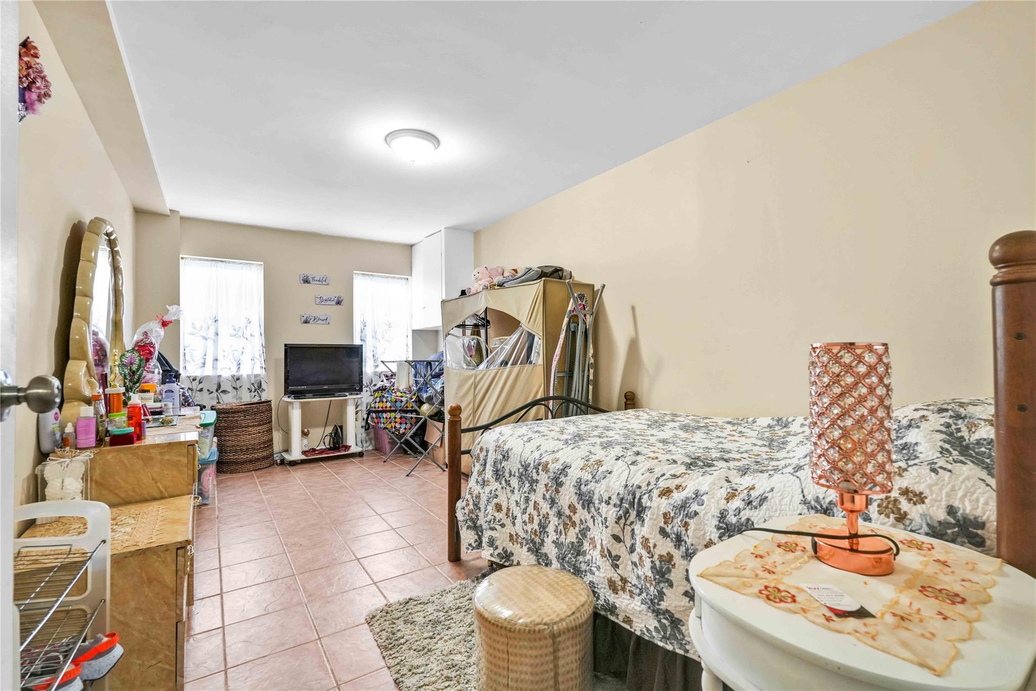 Single Family Colden  Bronx, NY 10469, MLS-854492-18