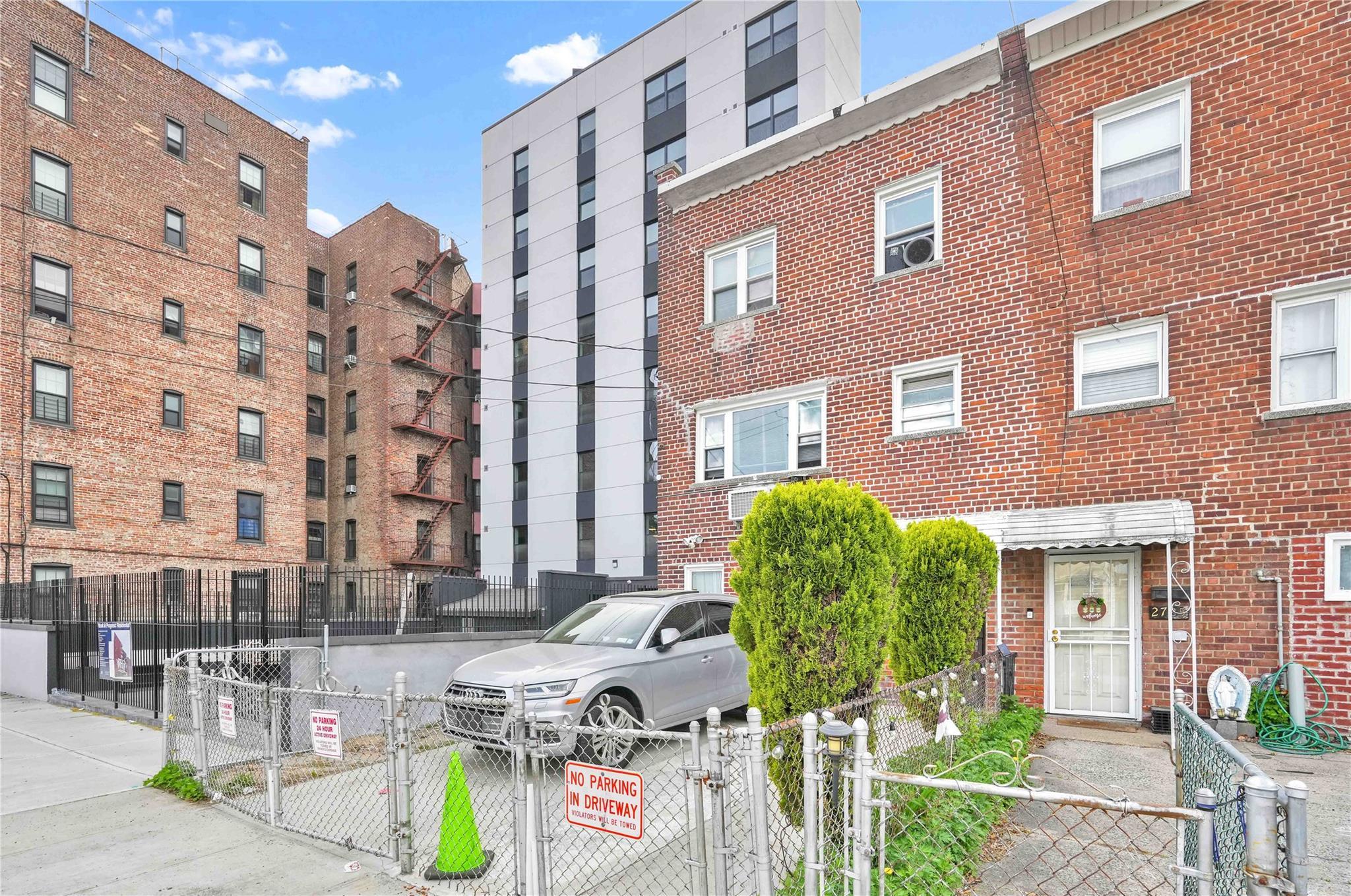 Single Family Colden  Bronx, NY 10469, MLS-854492-31