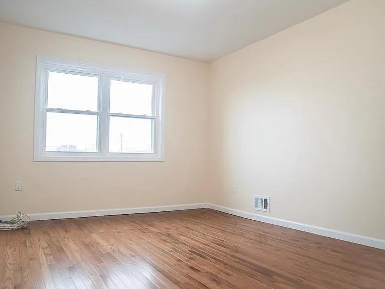 Single Family Colden  Bronx, NY 10469, MLS-854492-9