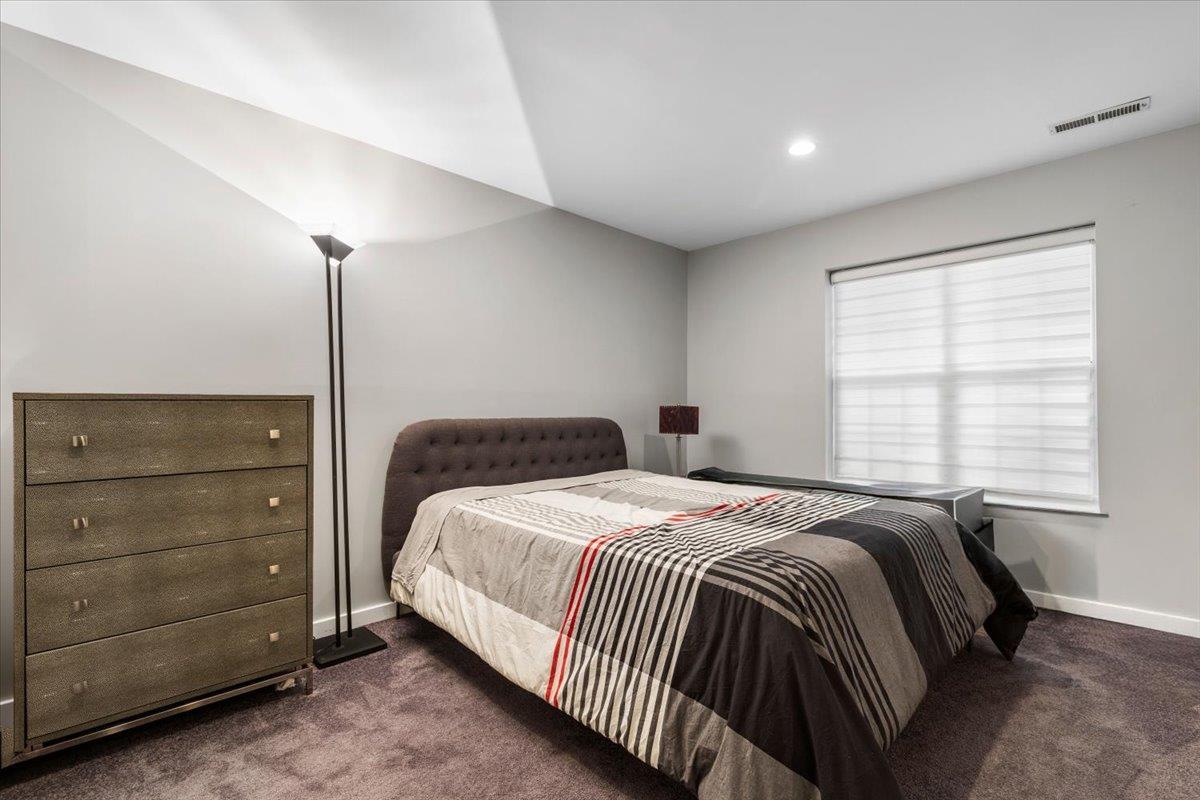 Single Family Roundtop  Westchester County, NY 10710, MLS-854506-25