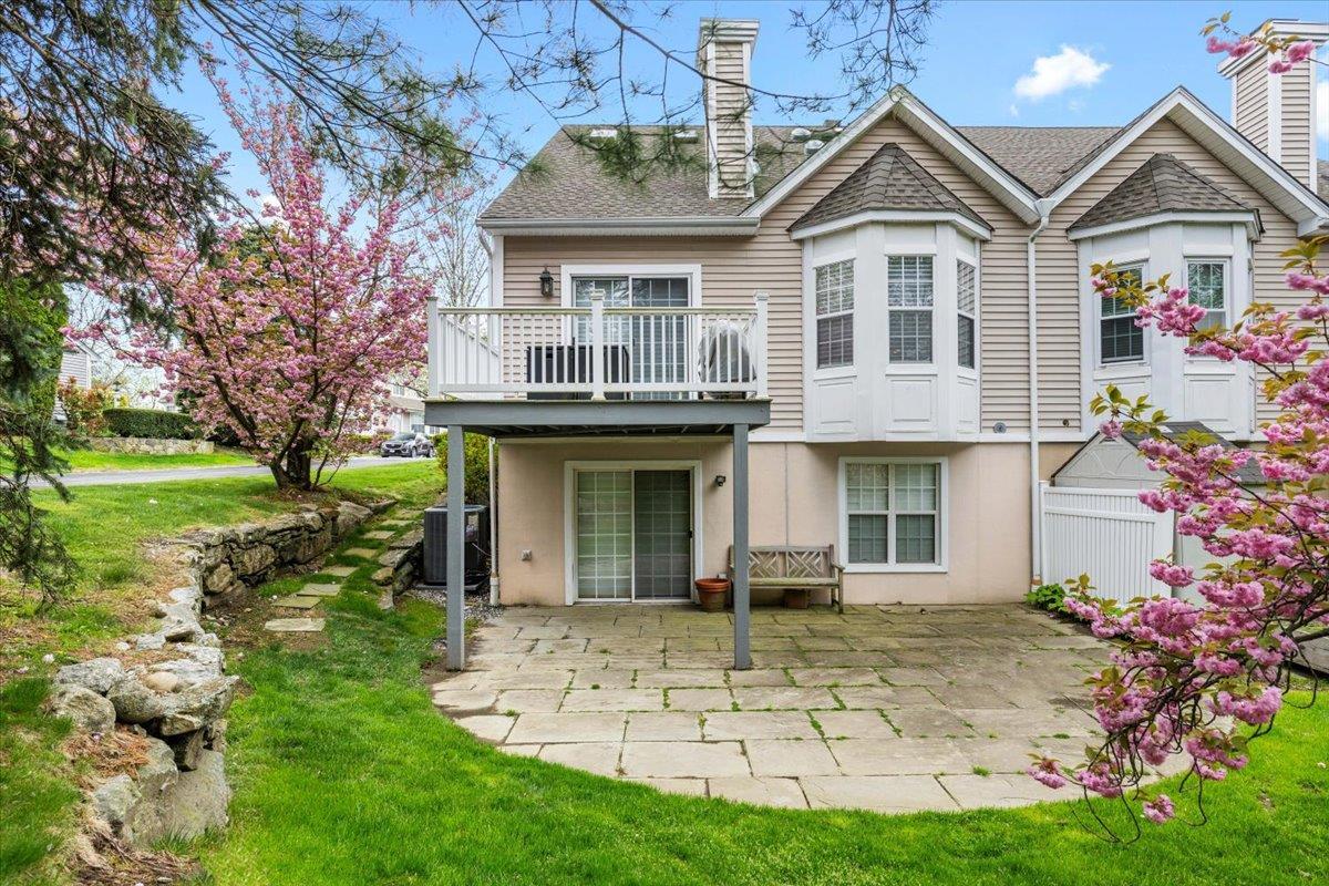Single Family Roundtop  Westchester County, NY 10710, MLS-854506-28