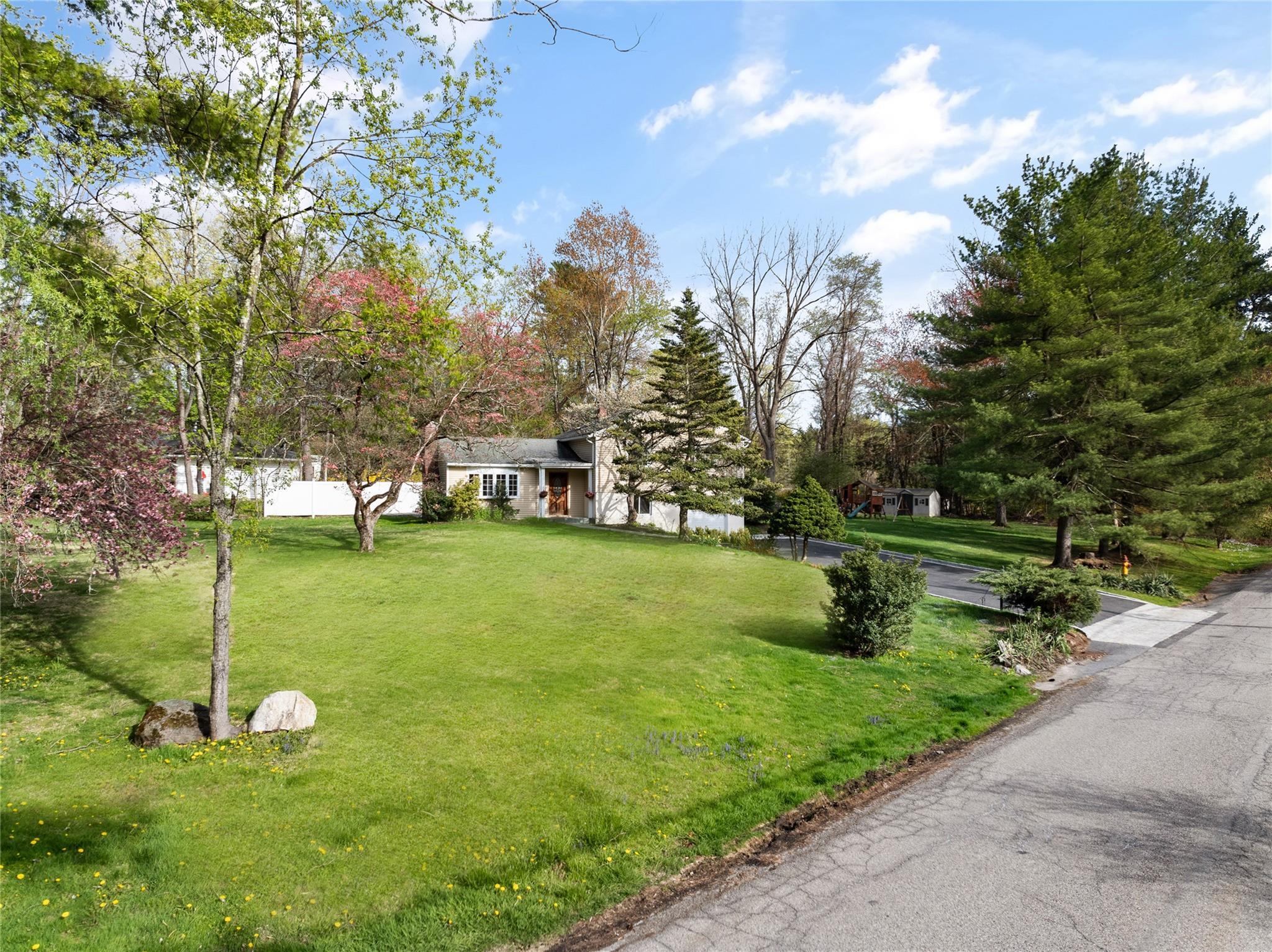 Single Family Kathleen  Westchester County, NY 10549, MLS-854508-11