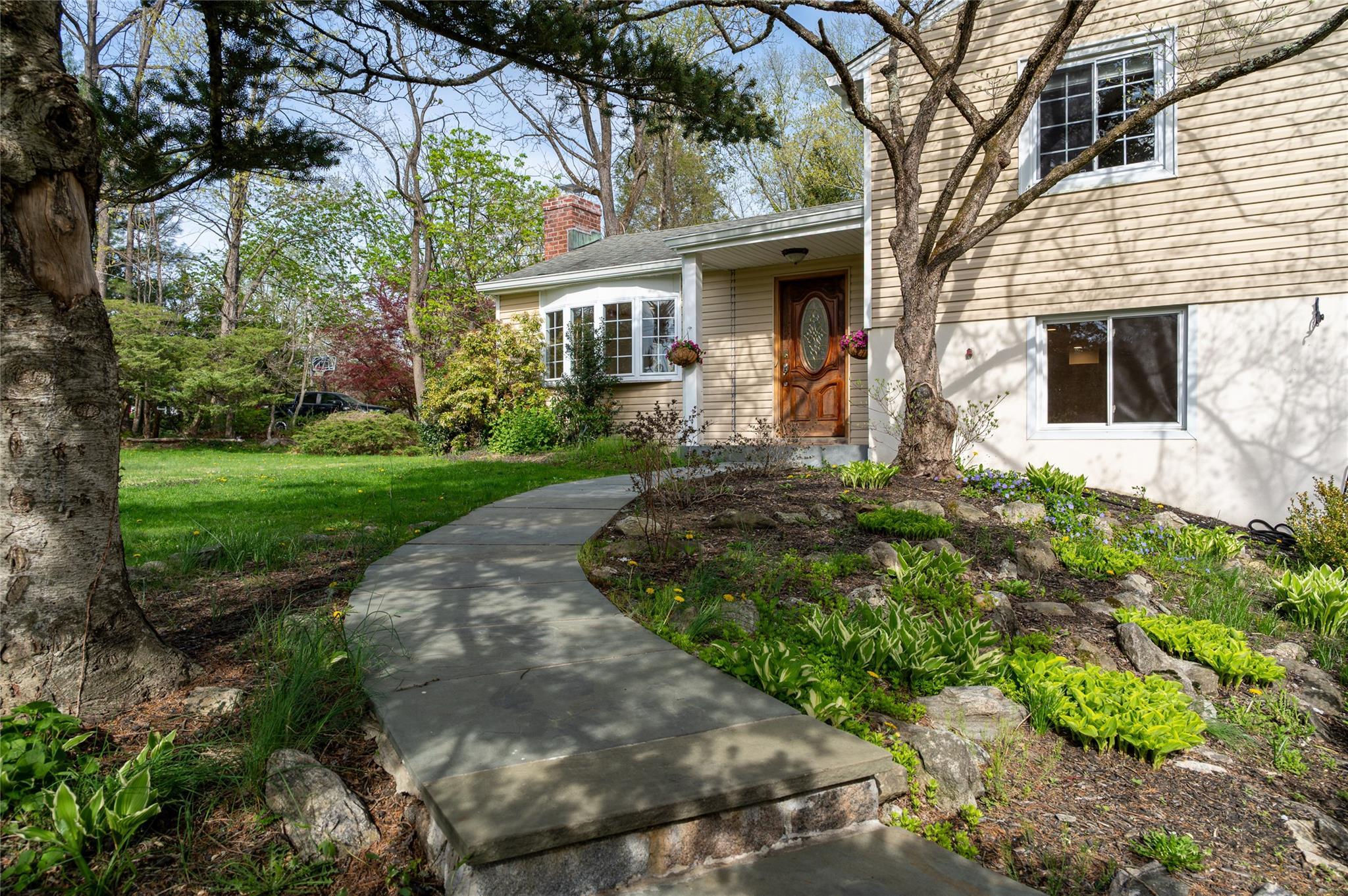 Single Family Kathleen  Westchester County, NY 10549, MLS-854508-4