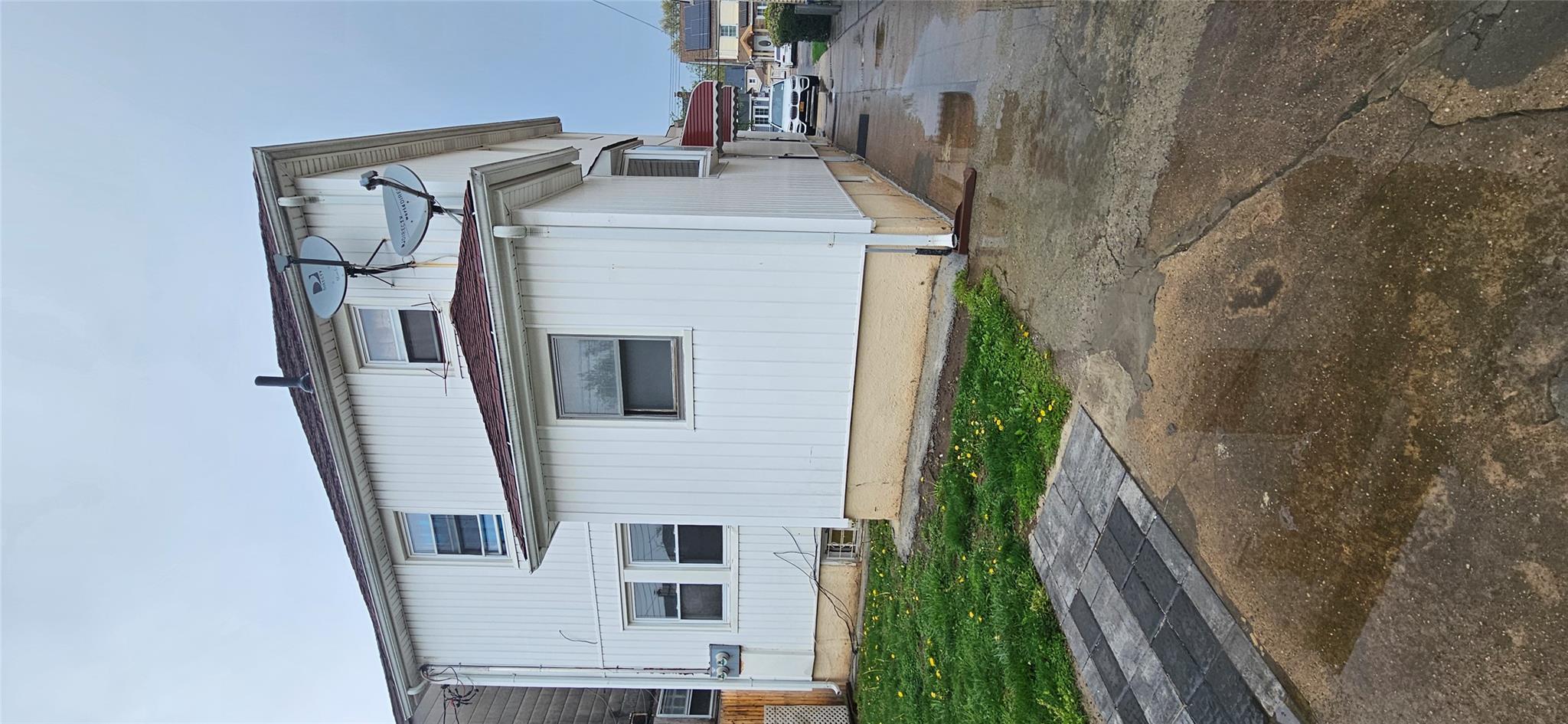 Single Family 217th  Queens, NY 11428, MLS-854513-28