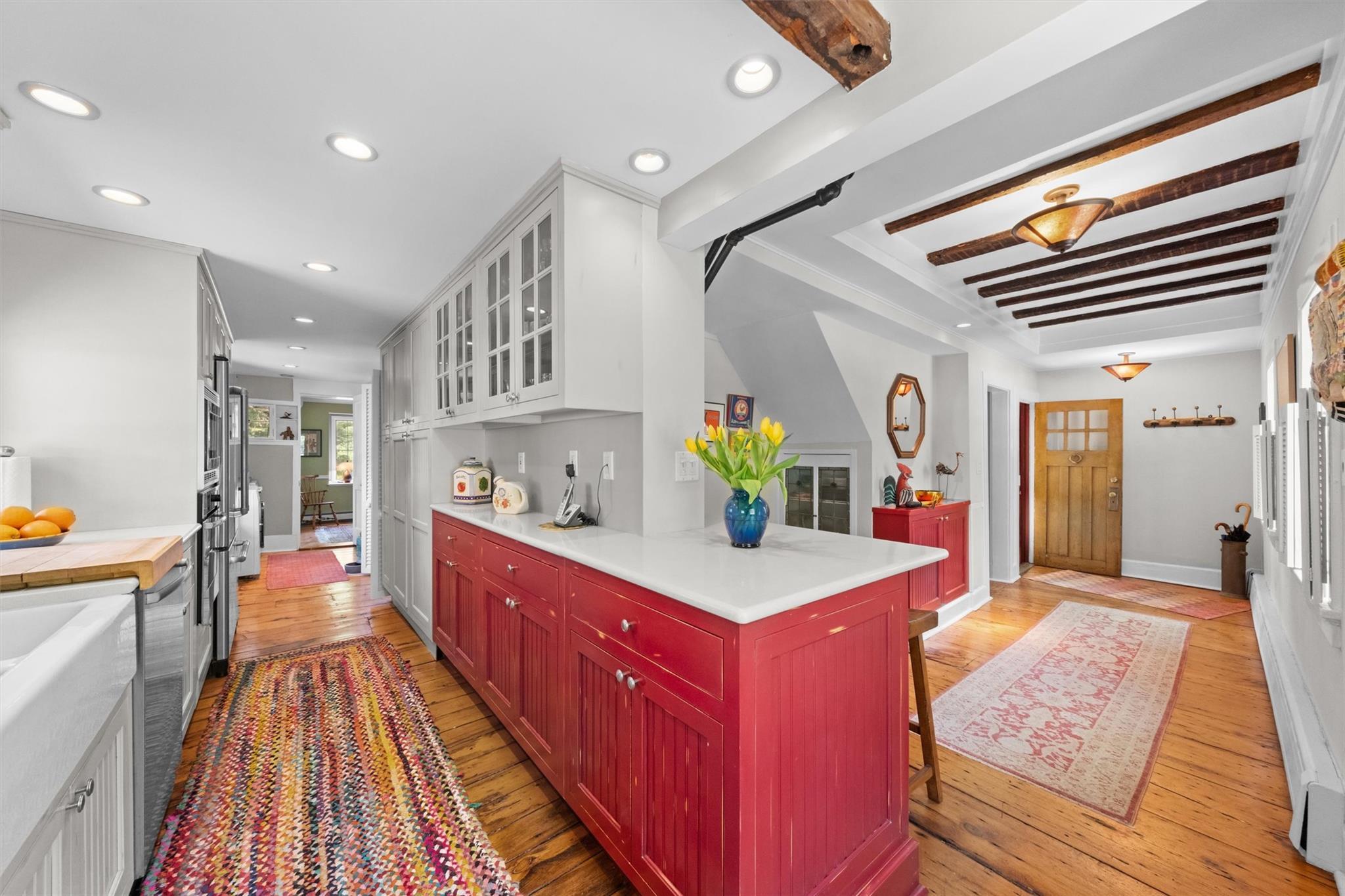 Single Family Terrace  Westchester County, NY 10520, MLS-854529-10