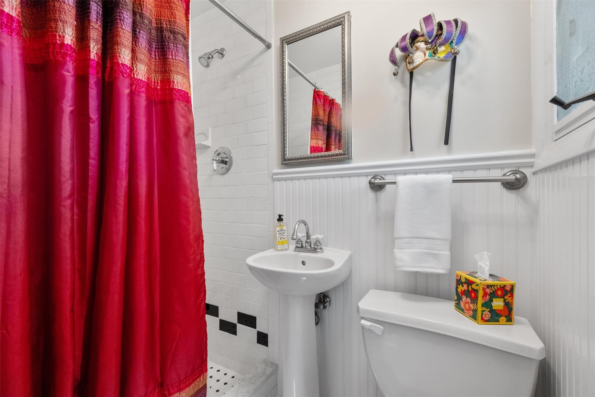 Single Family Terrace  Westchester County, NY 10520, MLS-854529-18