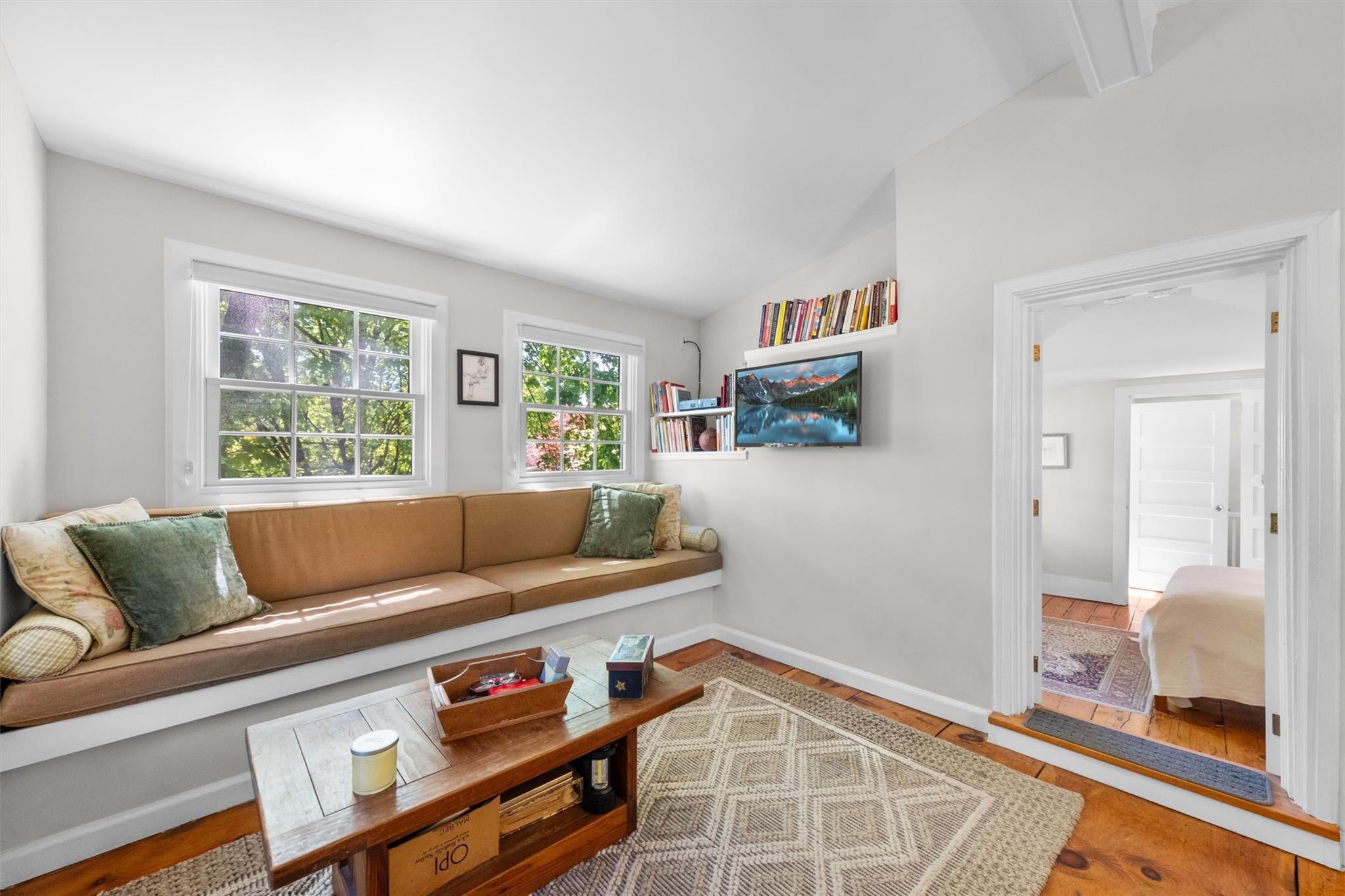 Single Family Terrace  Westchester County, NY 10520, MLS-854529-28