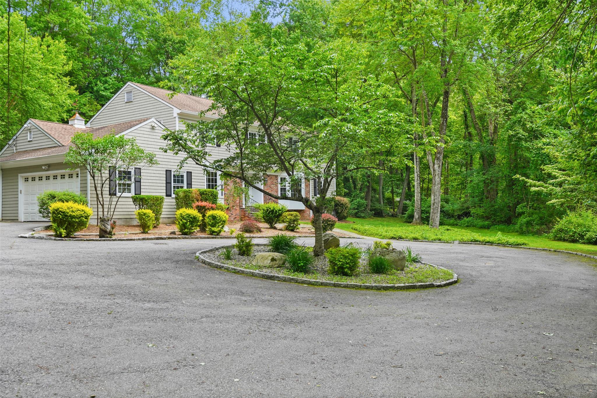 Single Family North Salem  Westchester County, NY 10597, MLS-854554-2
